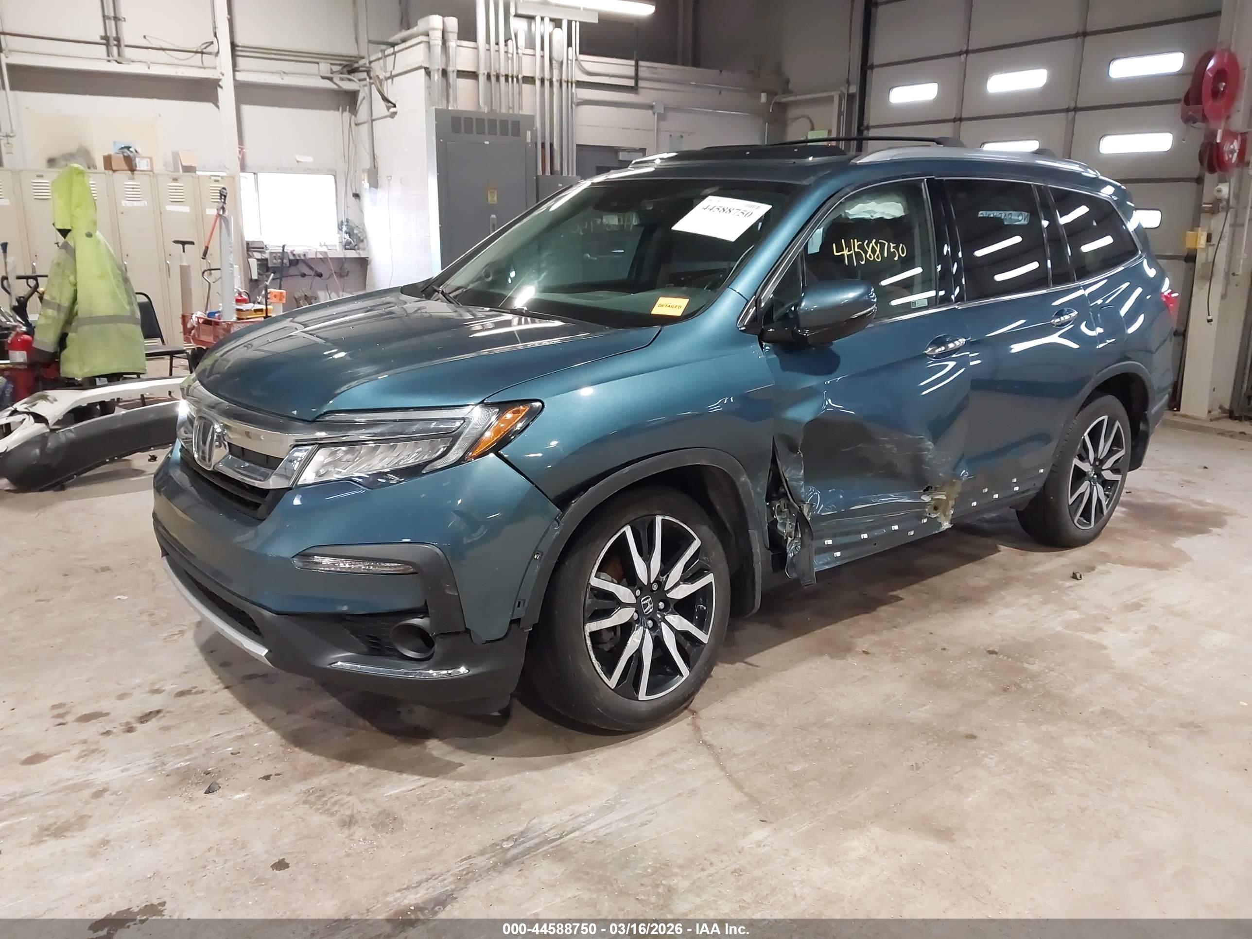 HONDA PILOT image 2