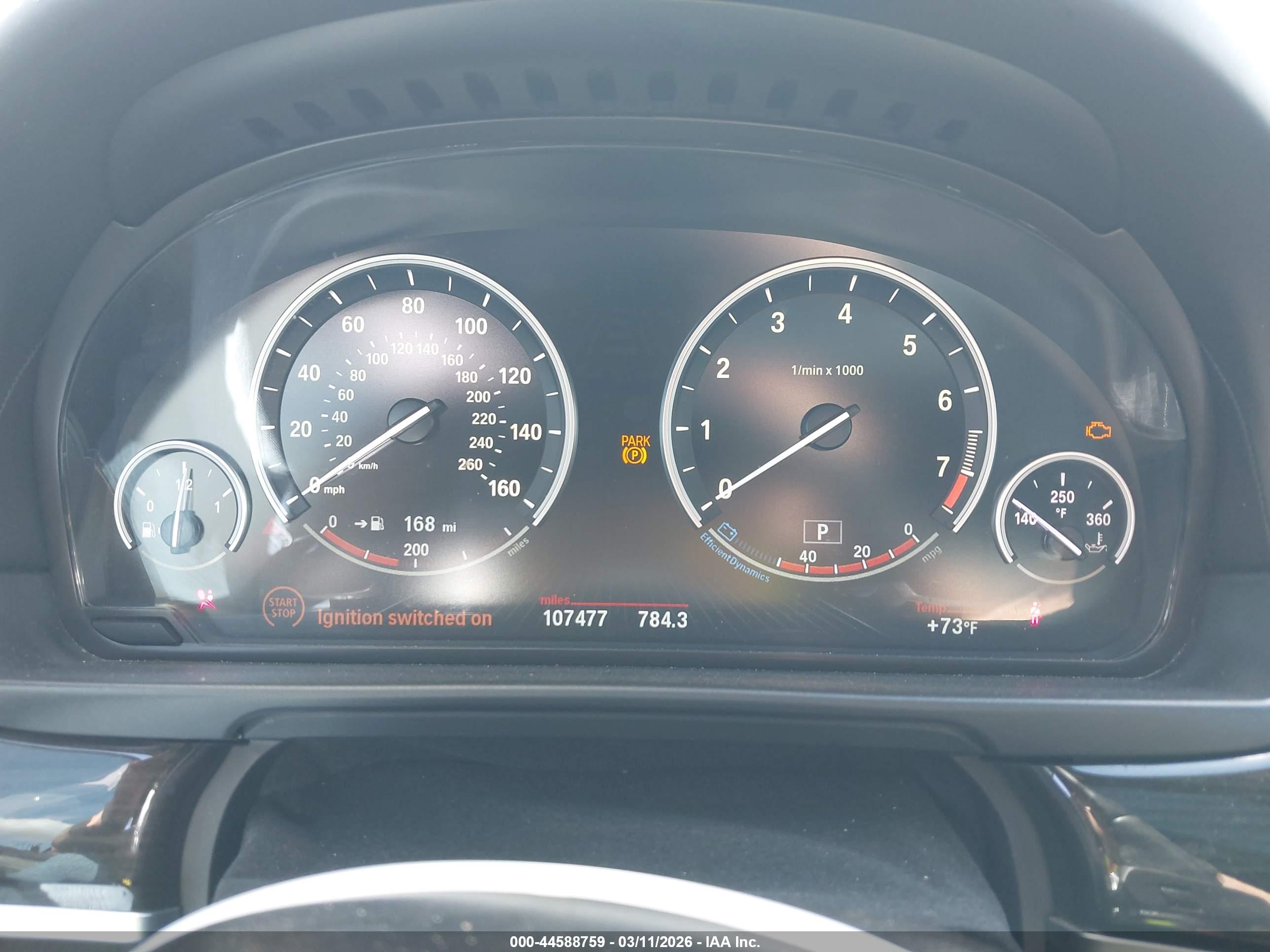 BMW 550I image 7