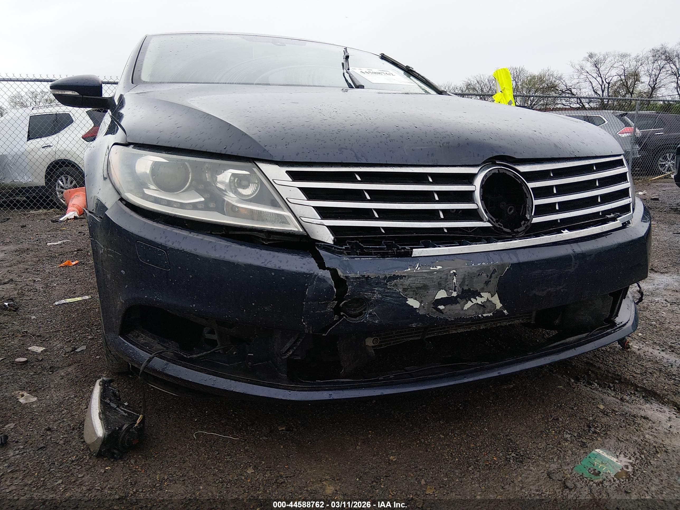 VOLKSWAGEN CC image 6