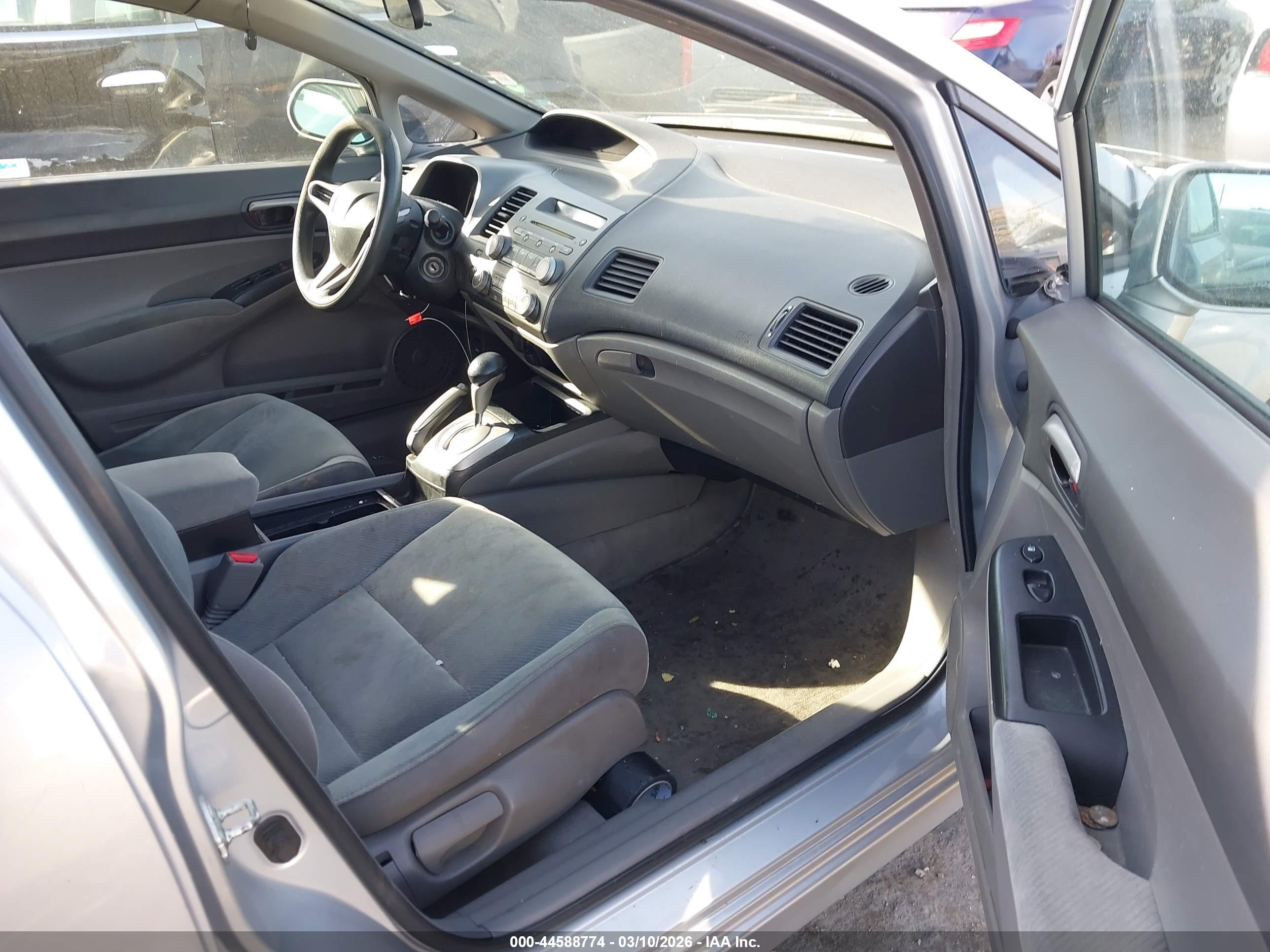 HONDA CIVIC image 5