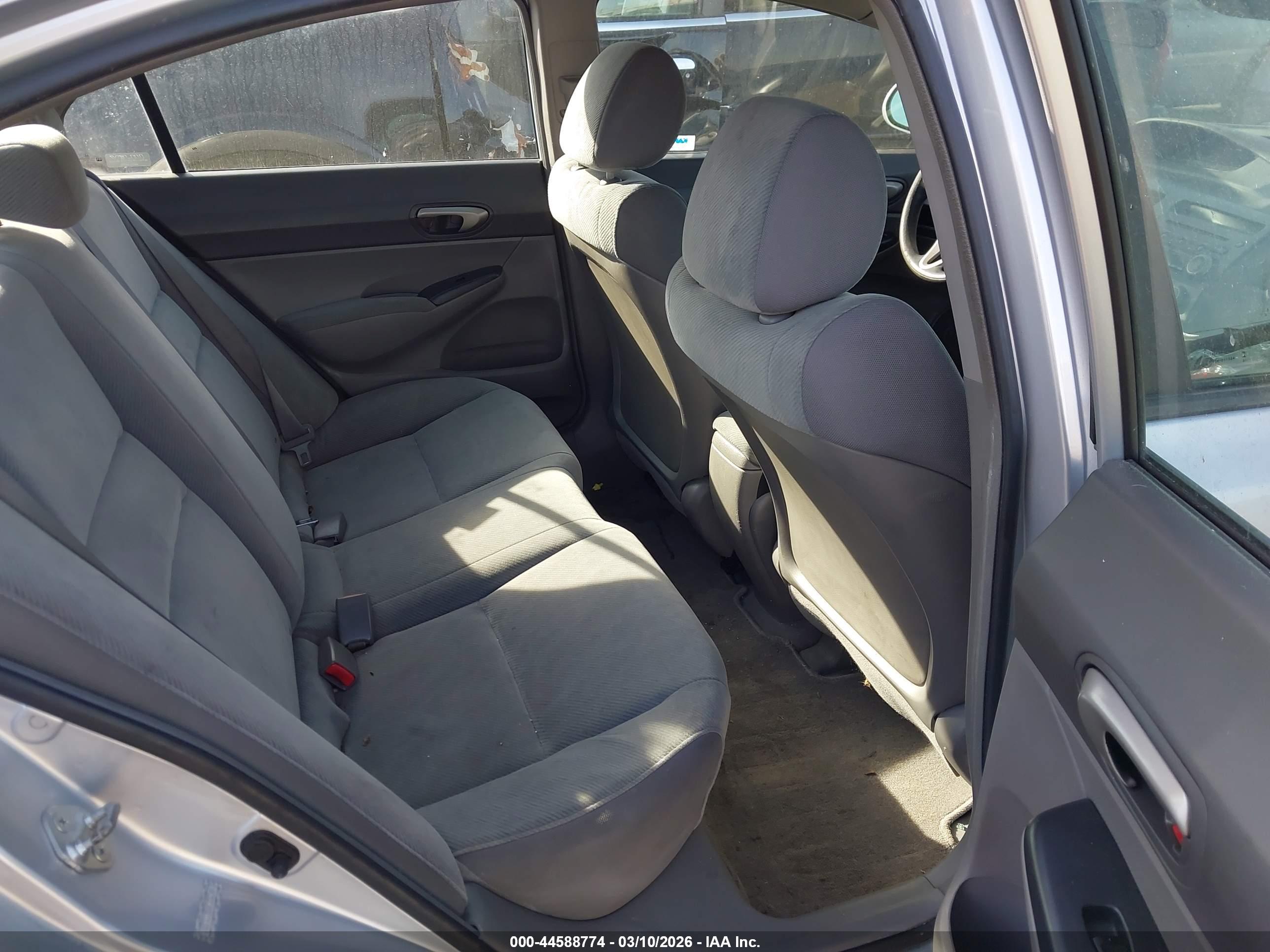 HONDA CIVIC image 8