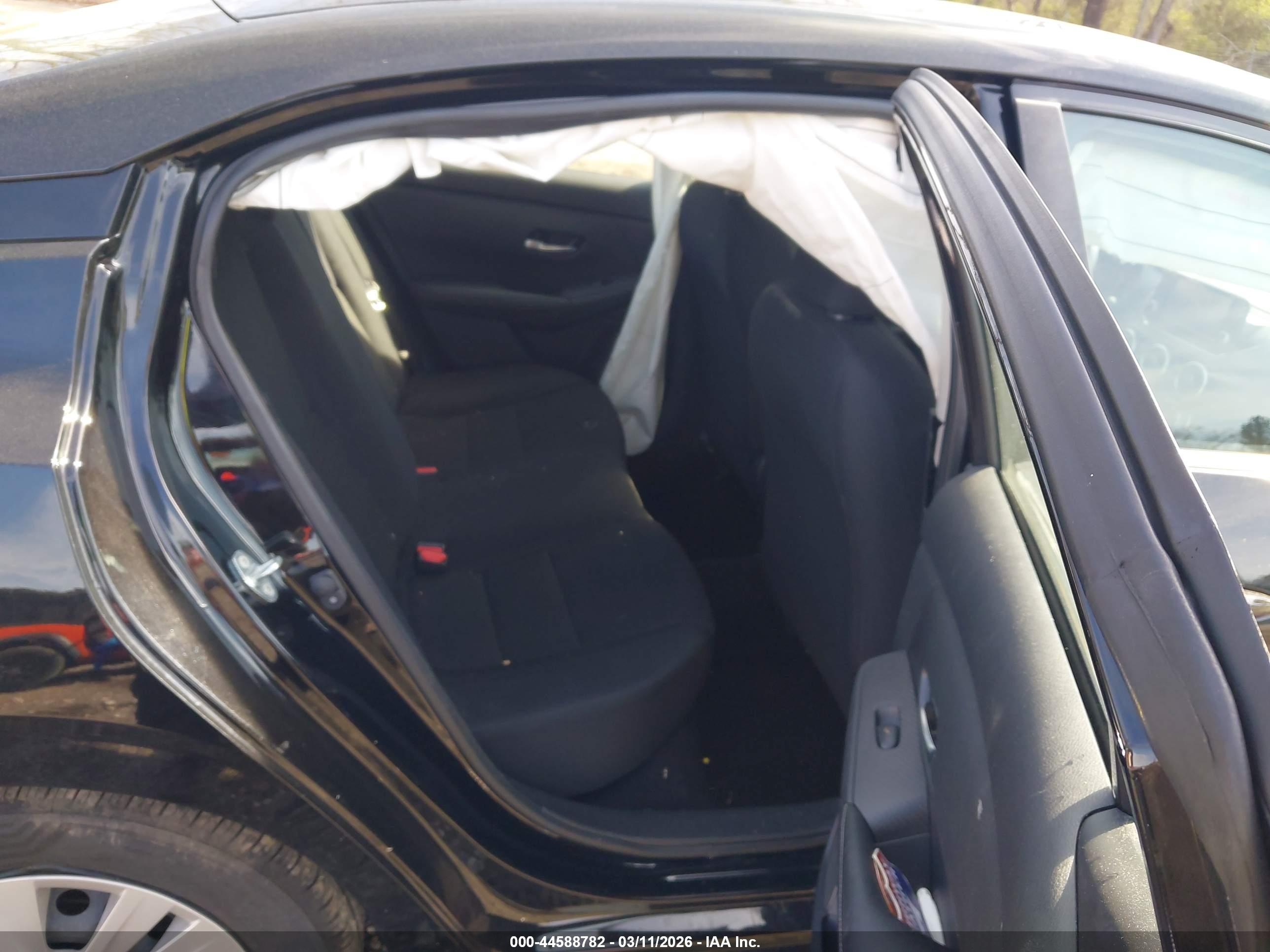 NISSAN SENTRA image 8