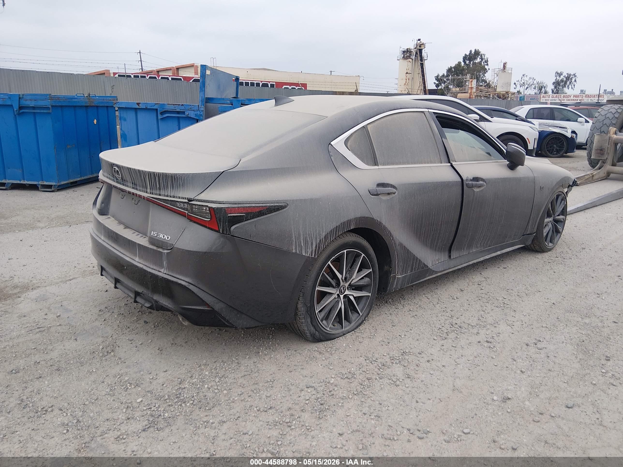 LEXUS IS image 4