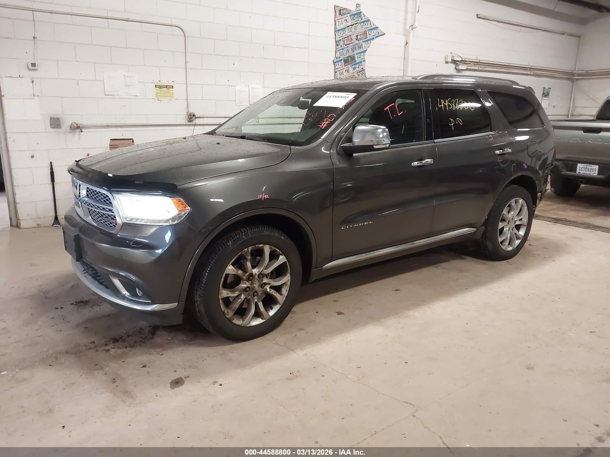 DODGE DURANGO image 2