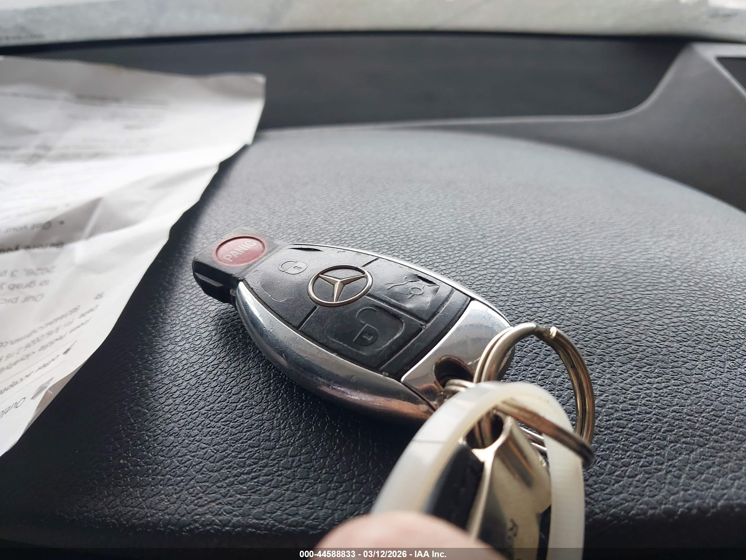 MERCEDES-BENZ C image 11