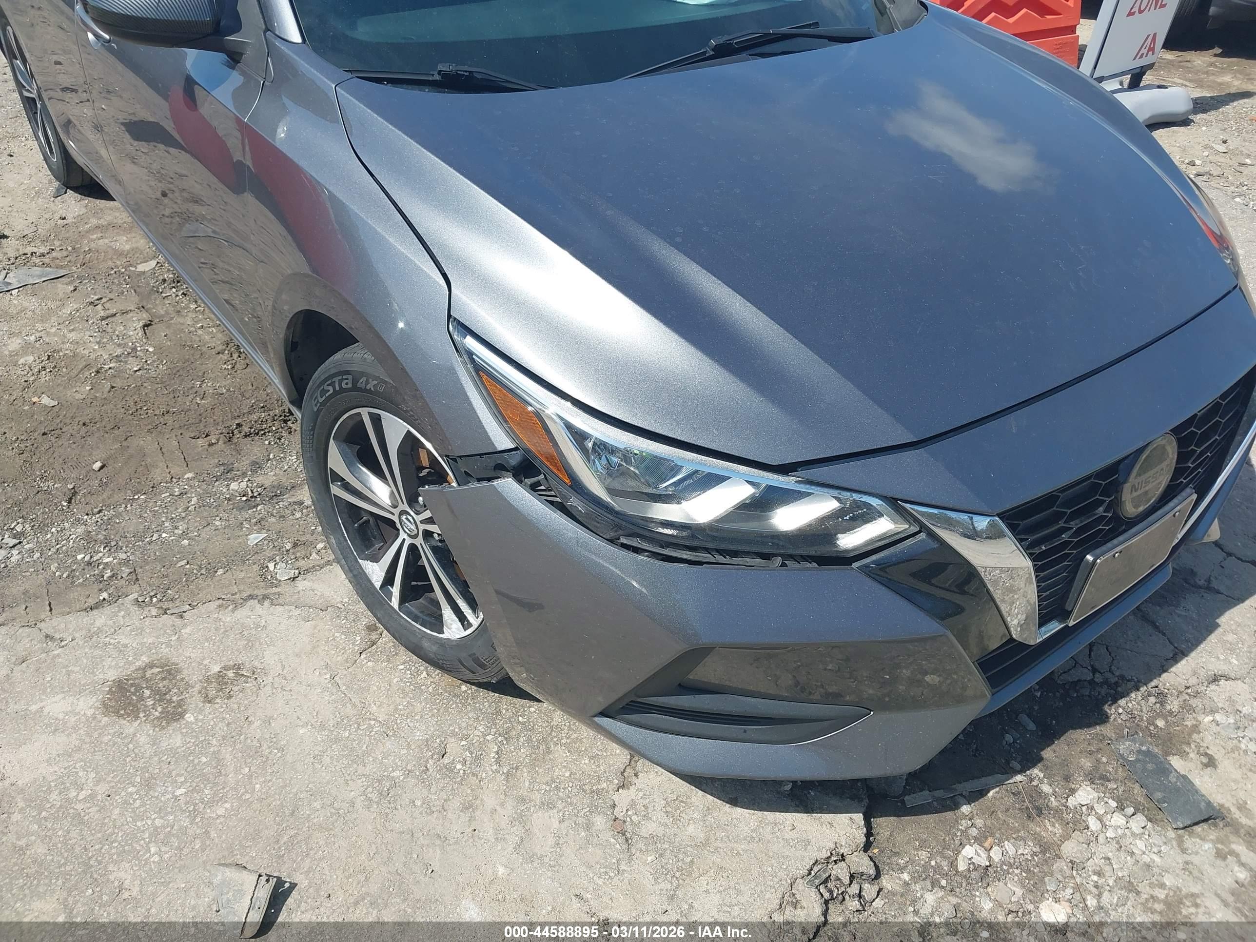 NISSAN SENTRA image 6