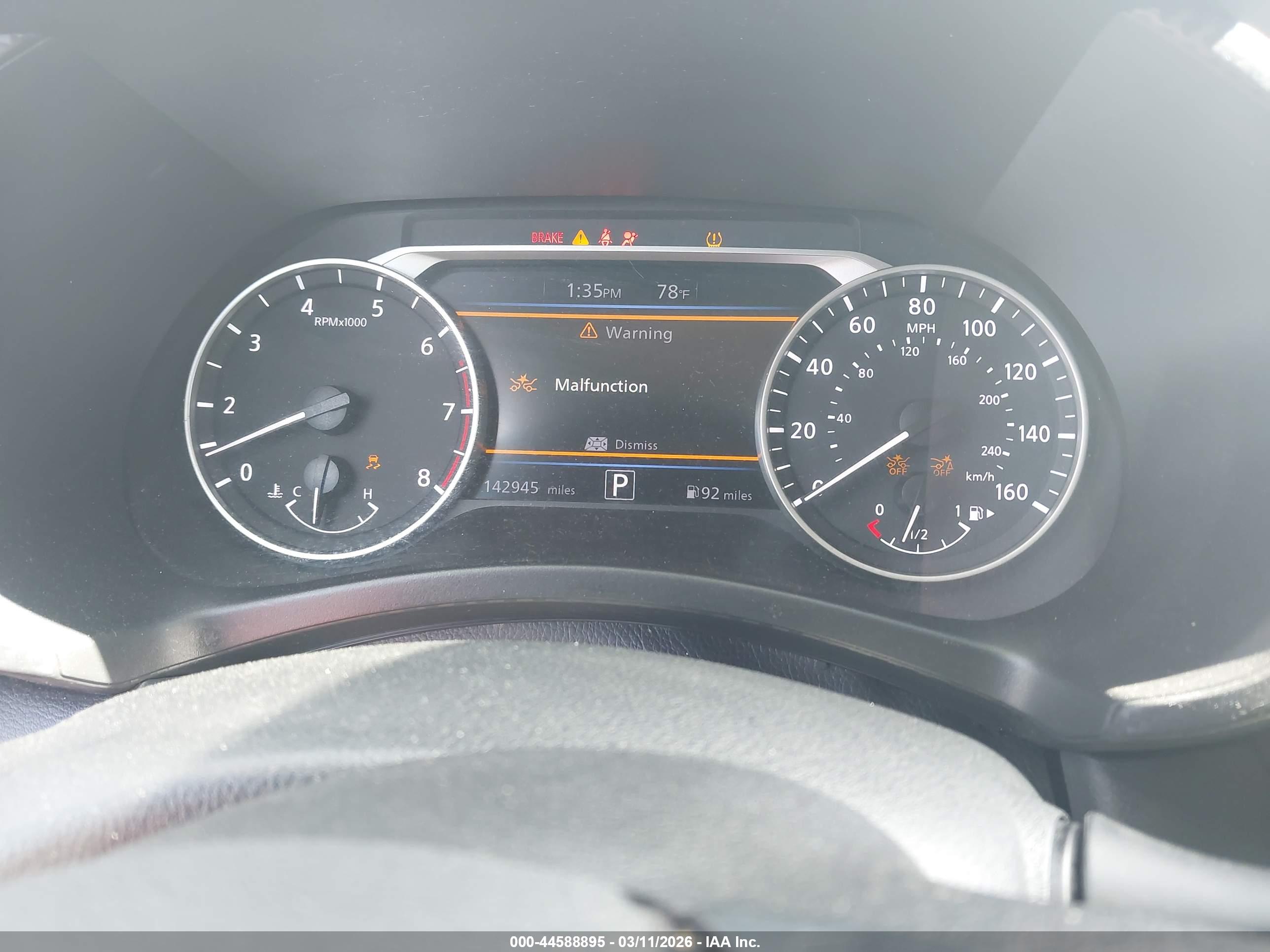 NISSAN SENTRA image 7