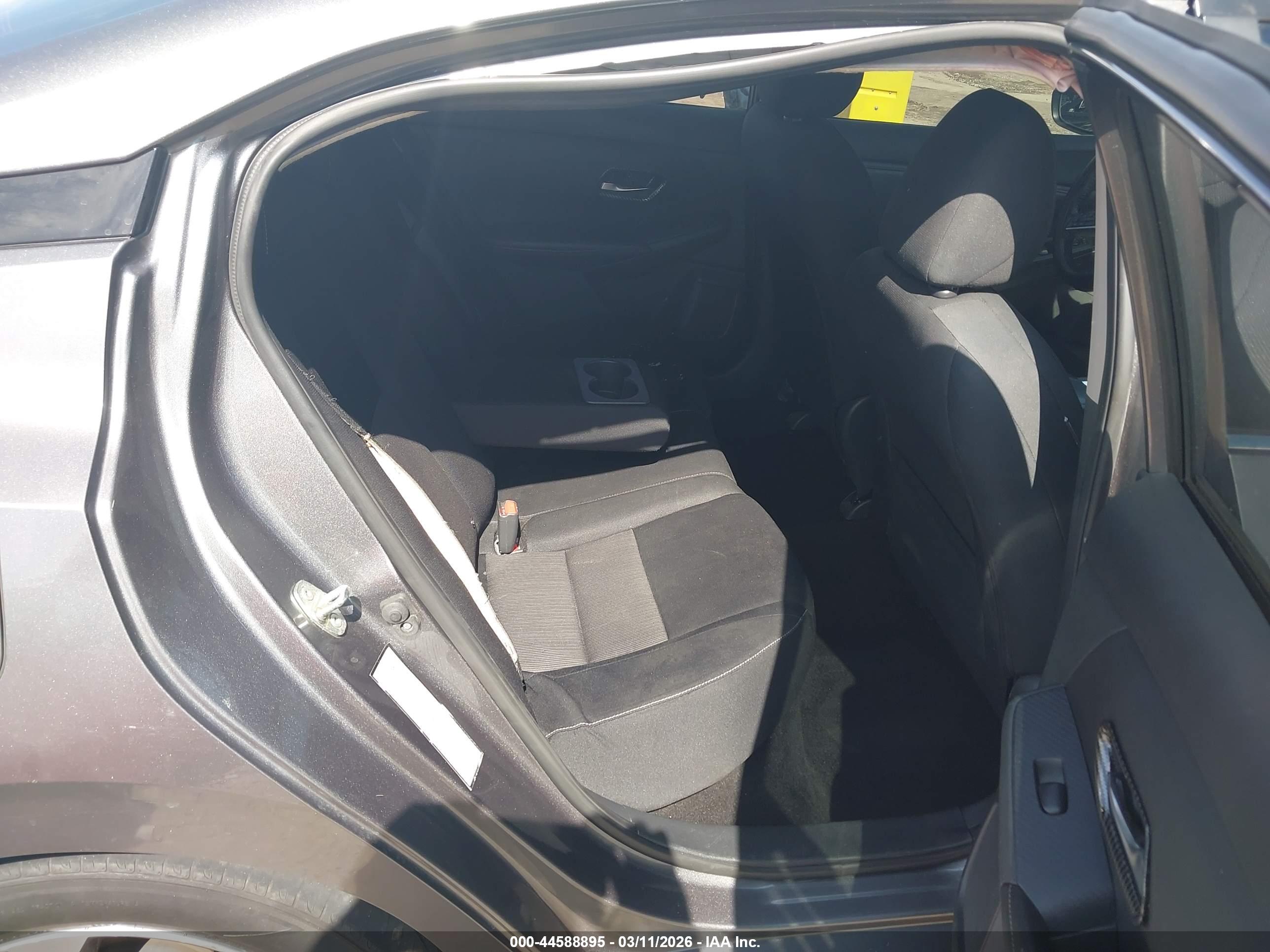 NISSAN SENTRA image 8