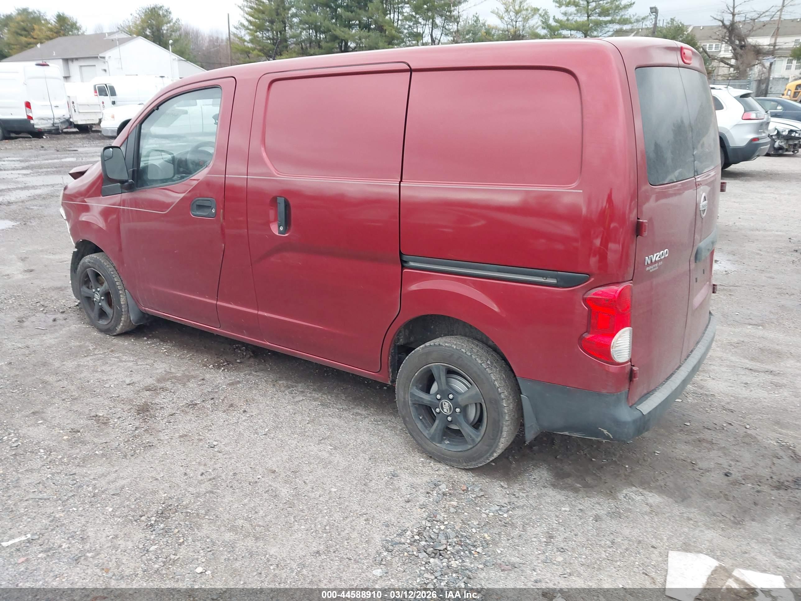NISSAN NV200 image 3