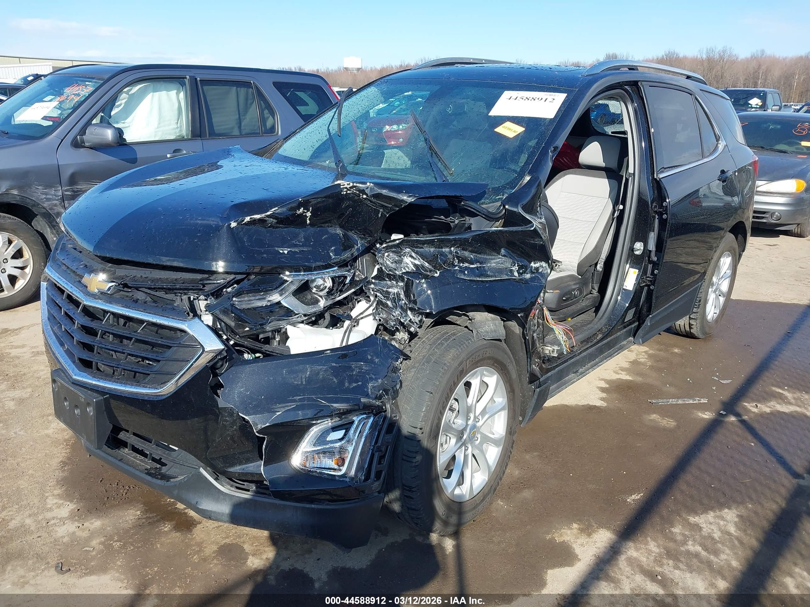CHEVROLET EQUINOX image 2