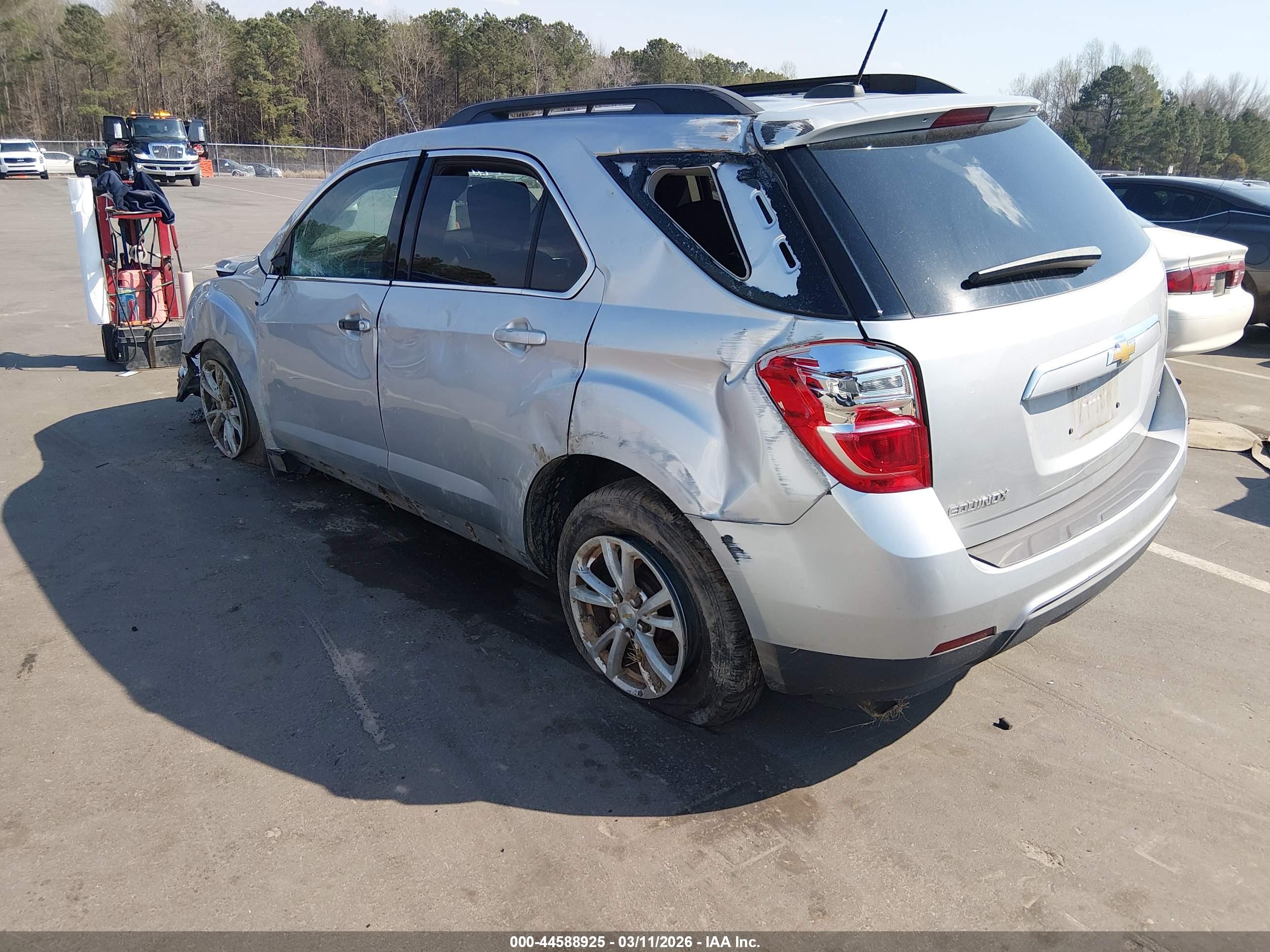 CHEVROLET EQUINOX image 3