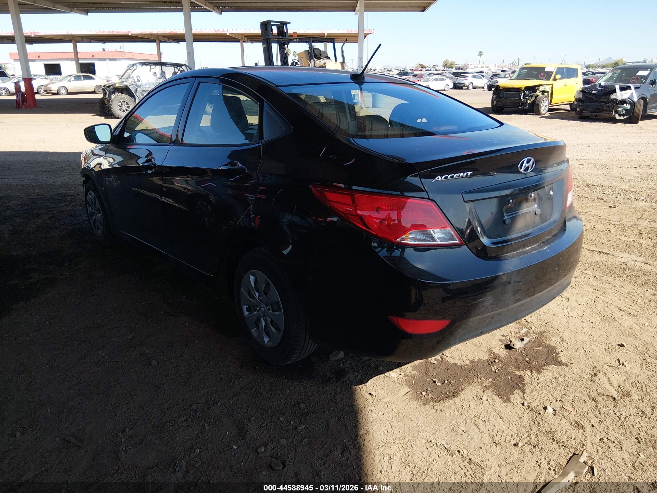 HYUNDAI ACCENT image 3