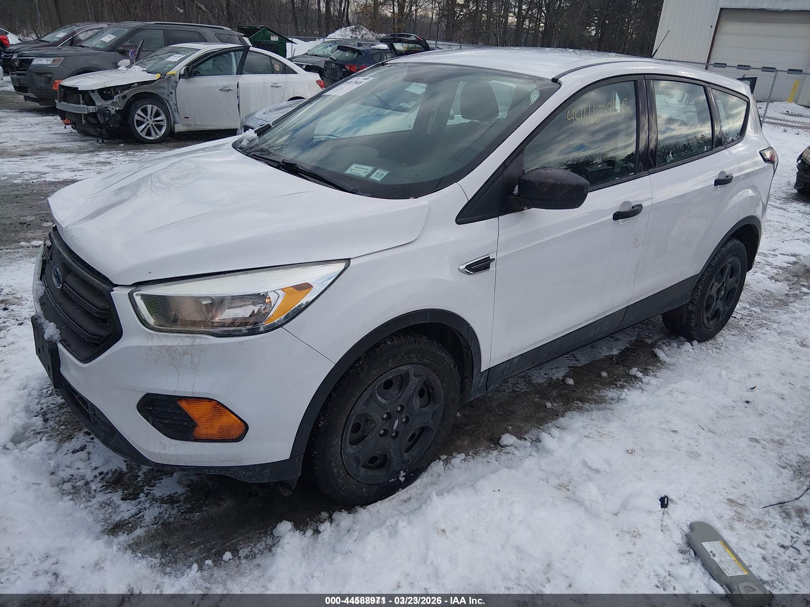 FORD ESCAPE image 2