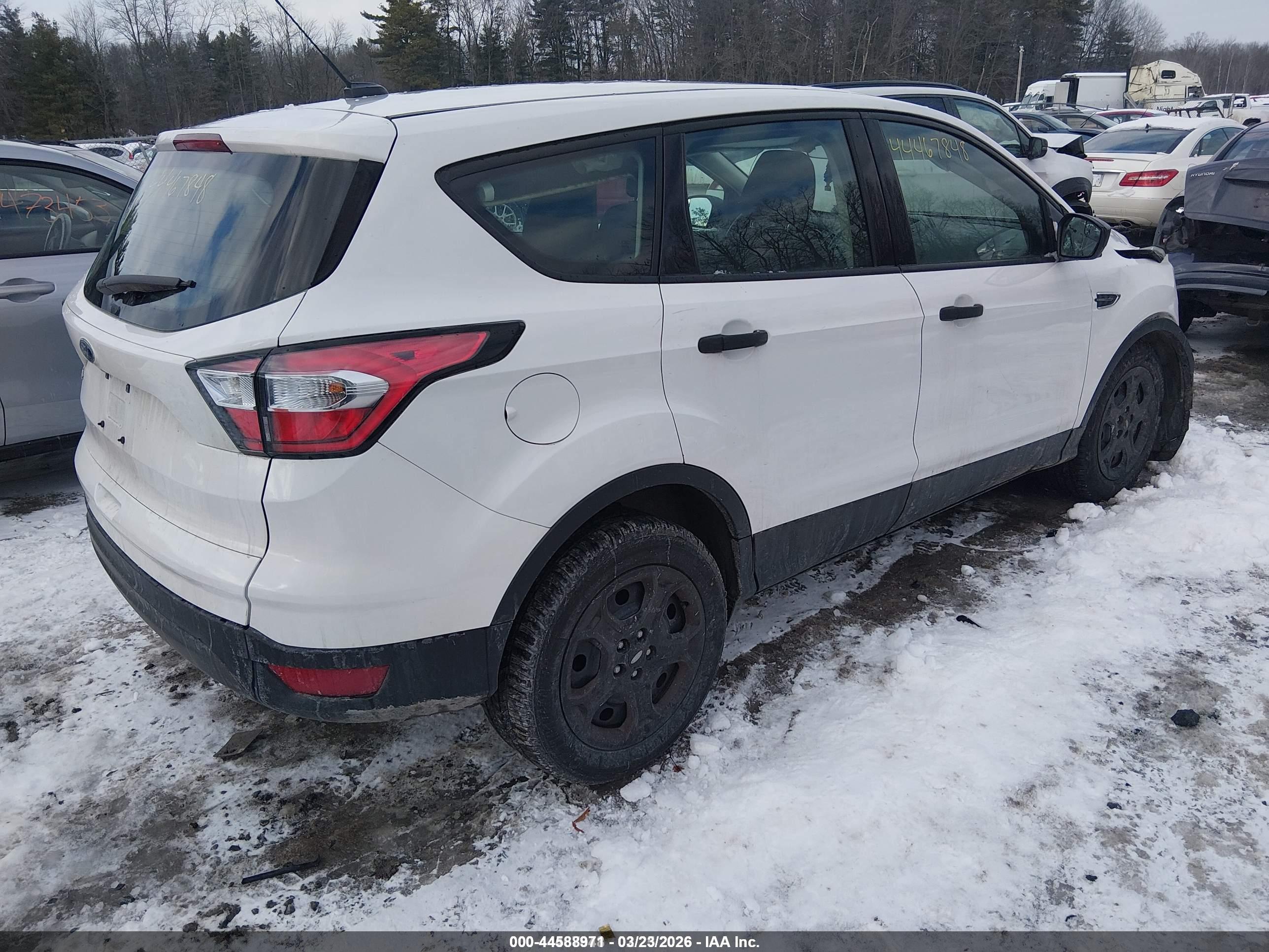 FORD ESCAPE image 4