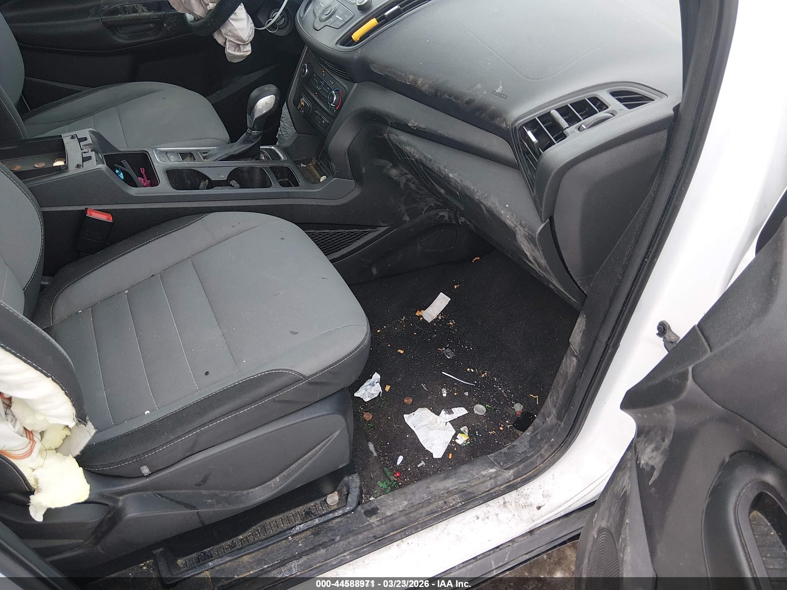 FORD ESCAPE image 5