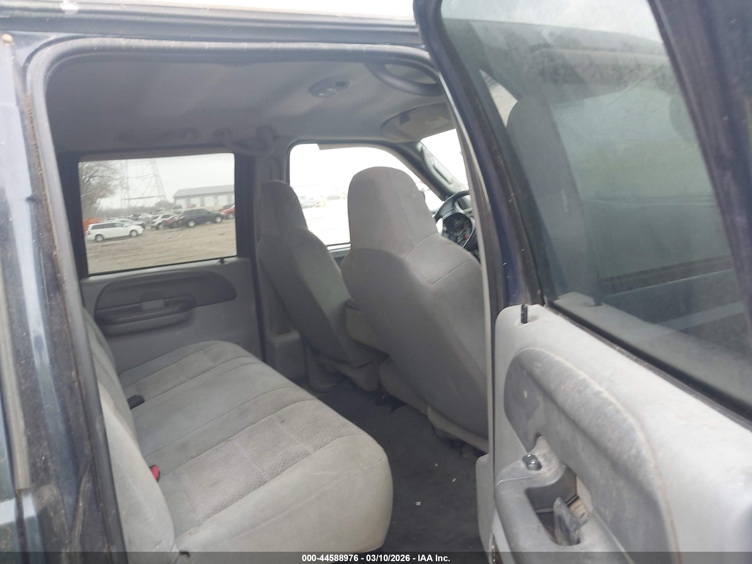 FORD F-350 image 8