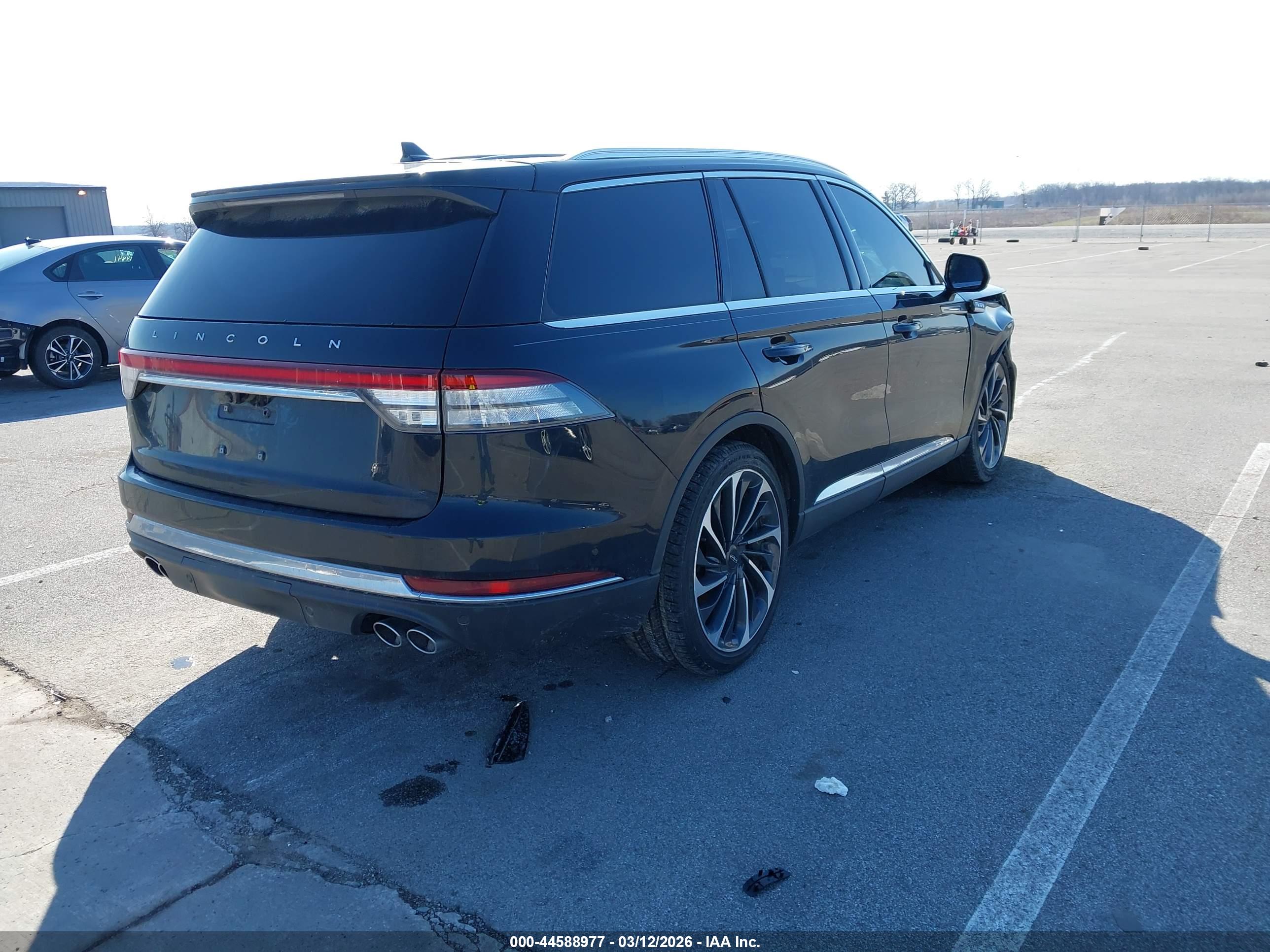 LINCOLN AVIATOR image 4