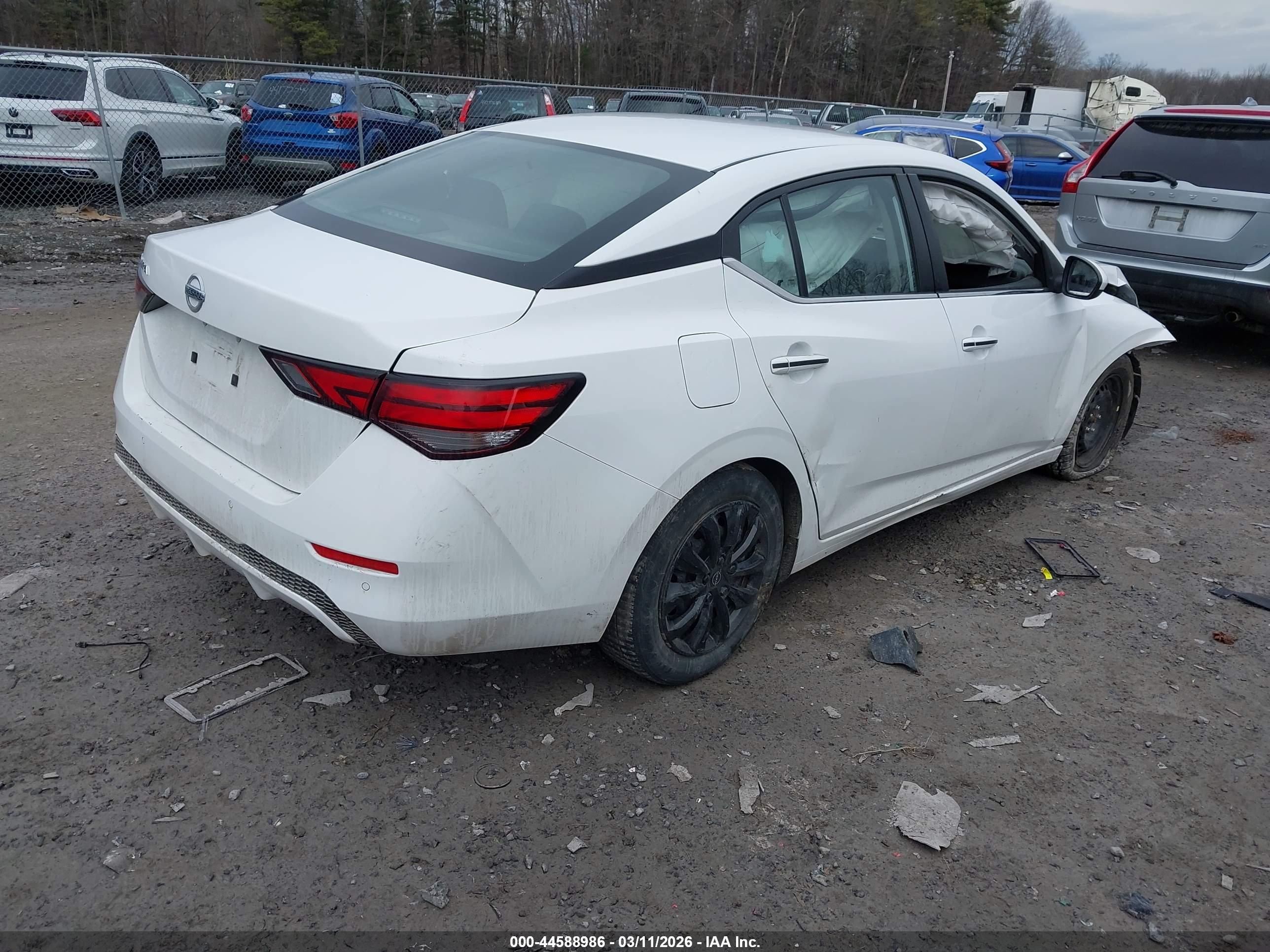 NISSAN SENTRA image 4