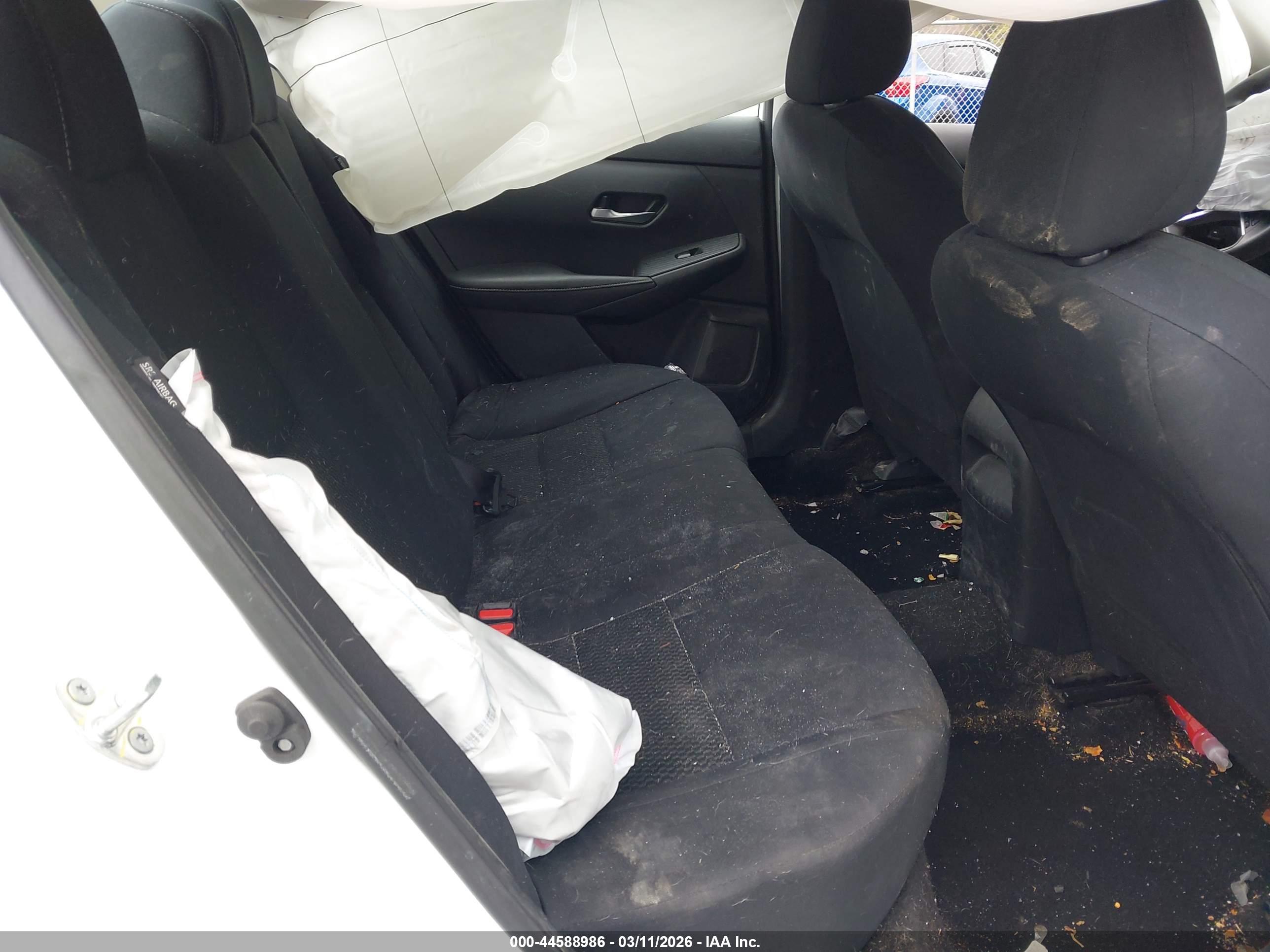 NISSAN SENTRA image 8