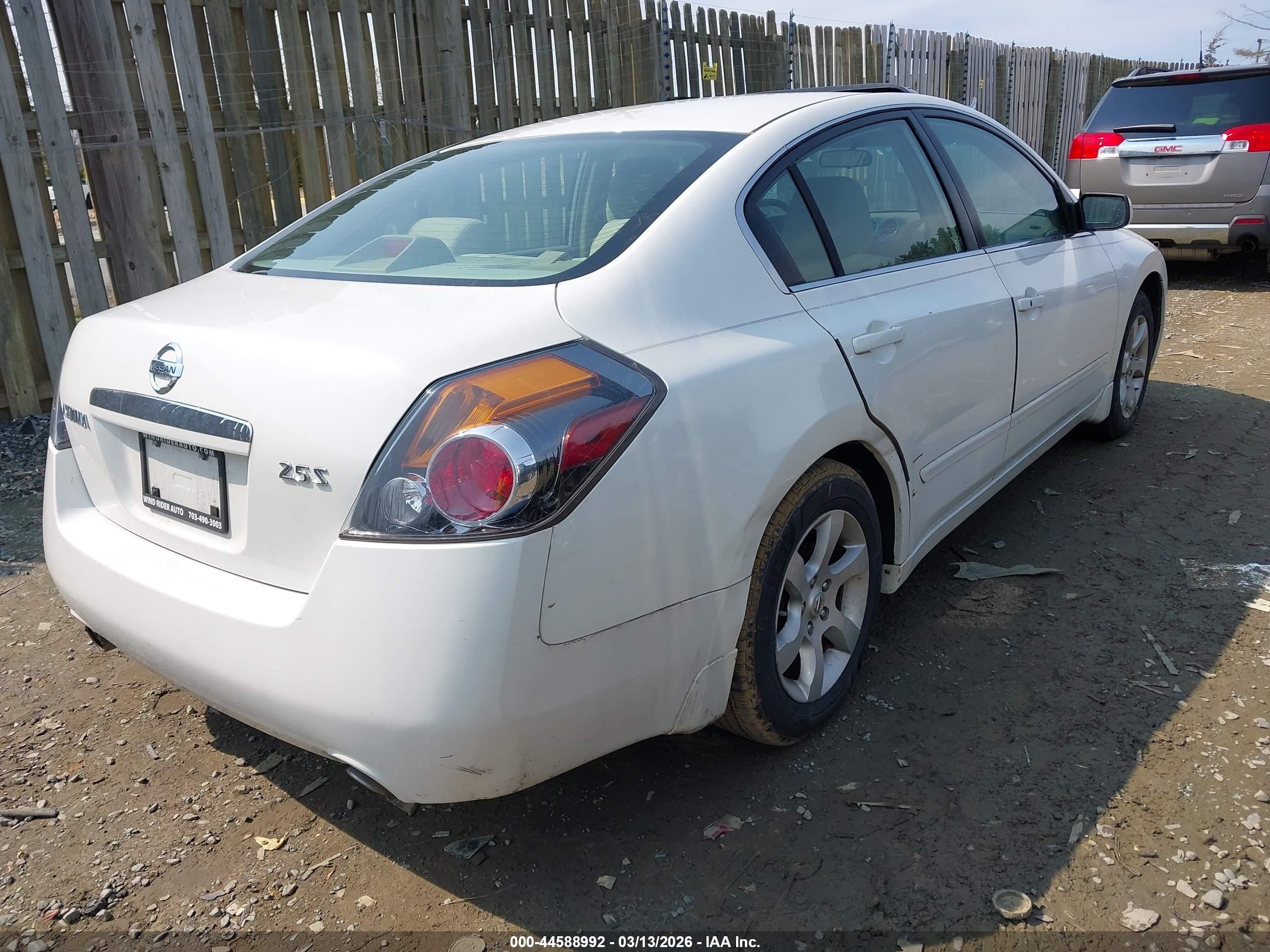NISSAN ALTIMA image 4