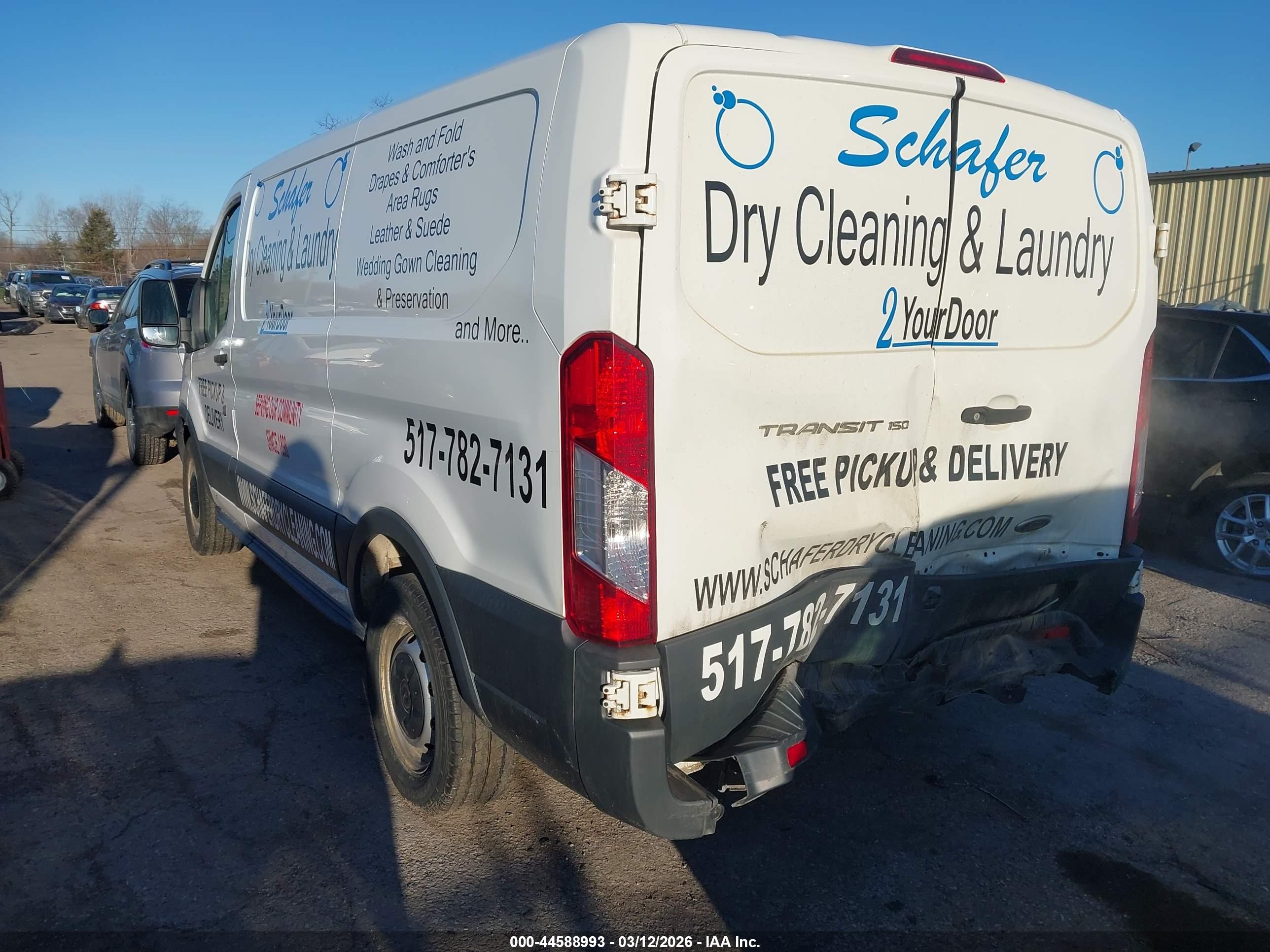 FORD TRANSIT-150 image 3