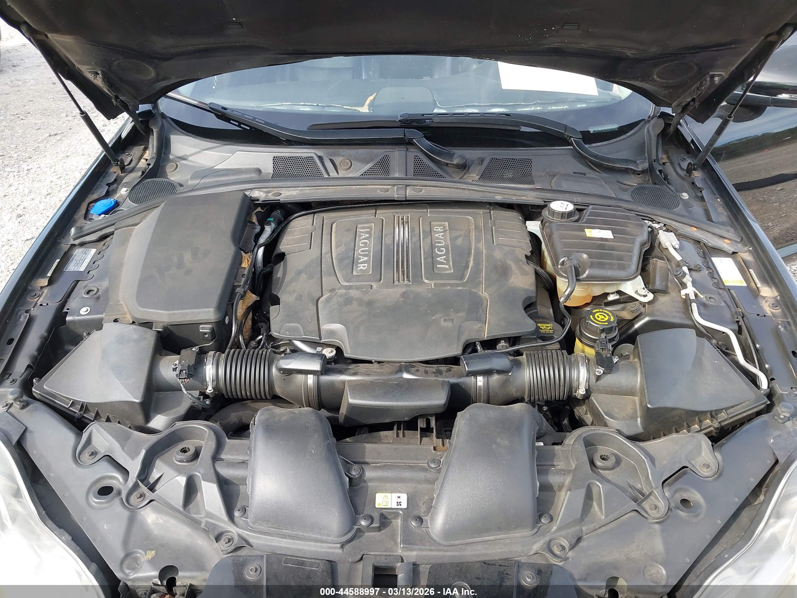 JAGUAR XF image 10