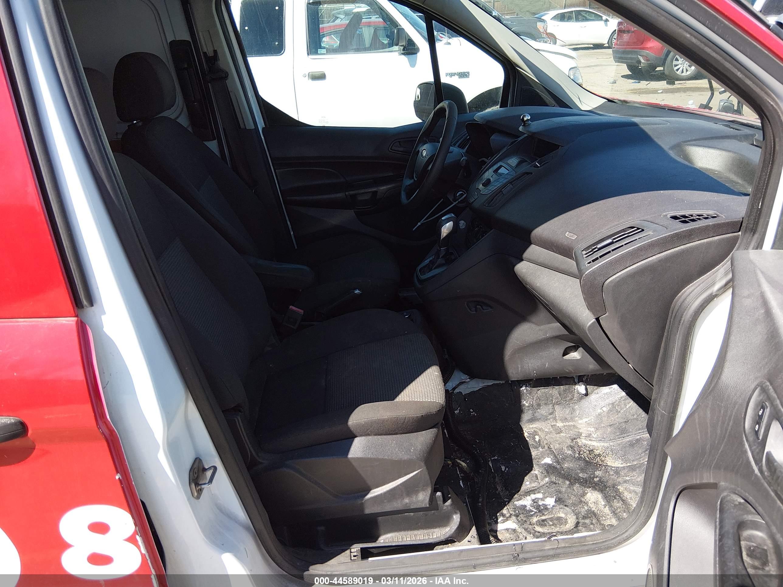FORD TRANSIT image 5