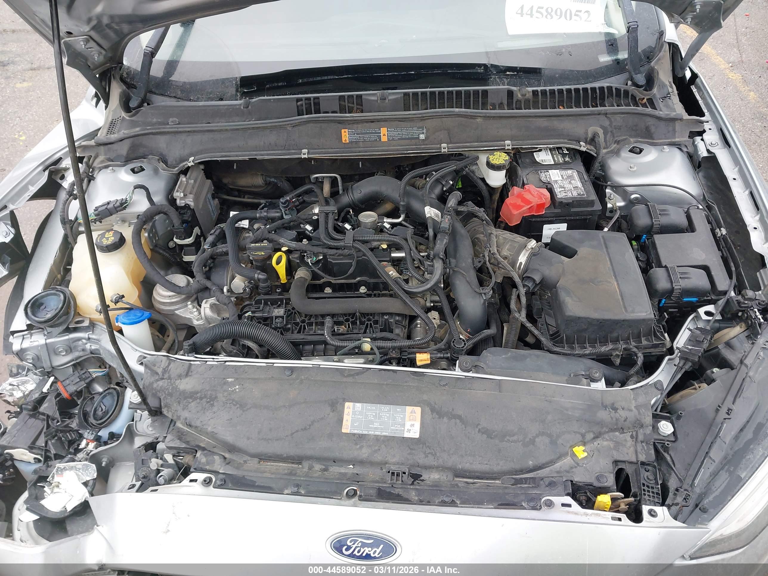 FORD FUSION image 10