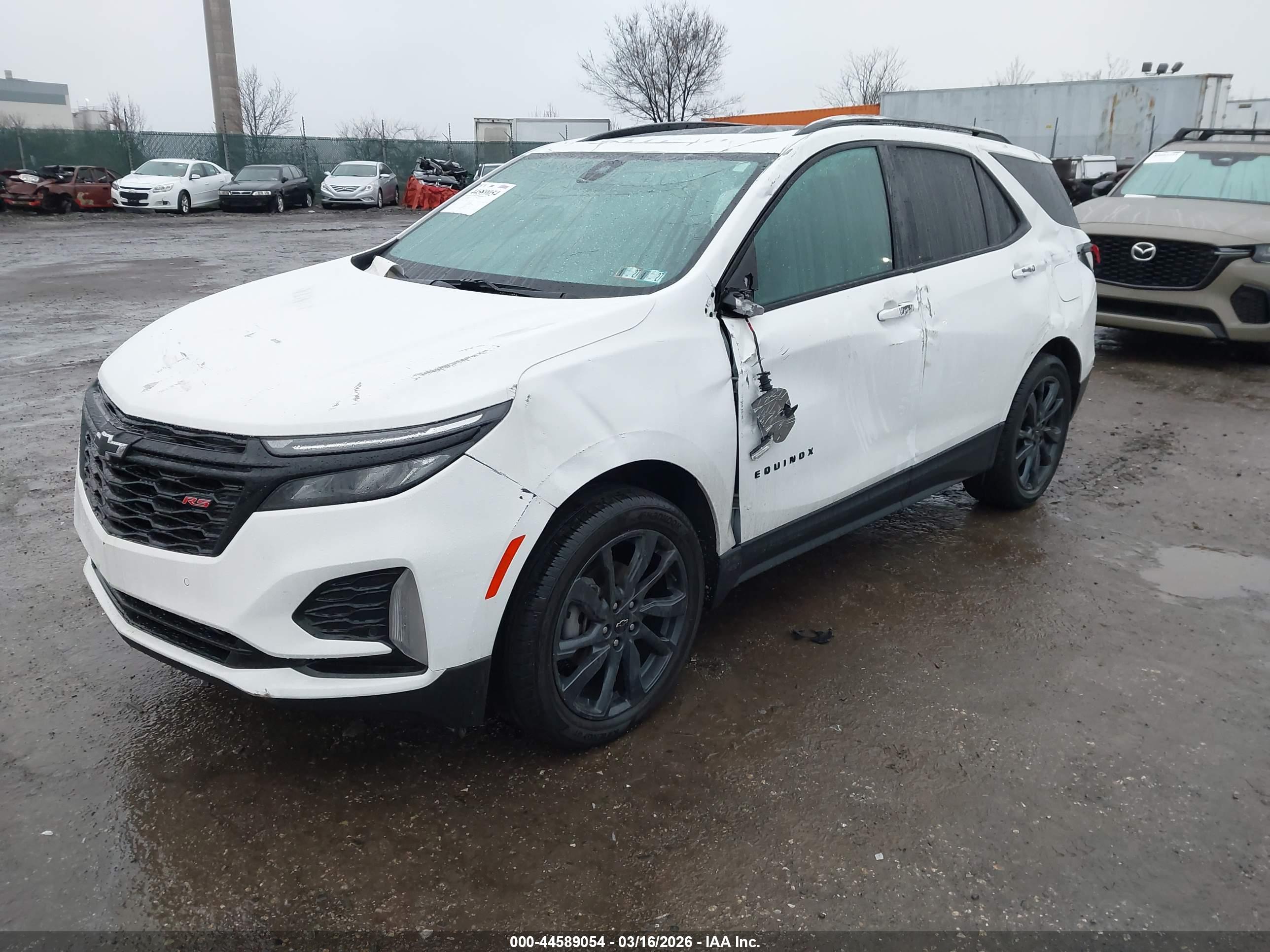 CHEVROLET EQUINOX image 2