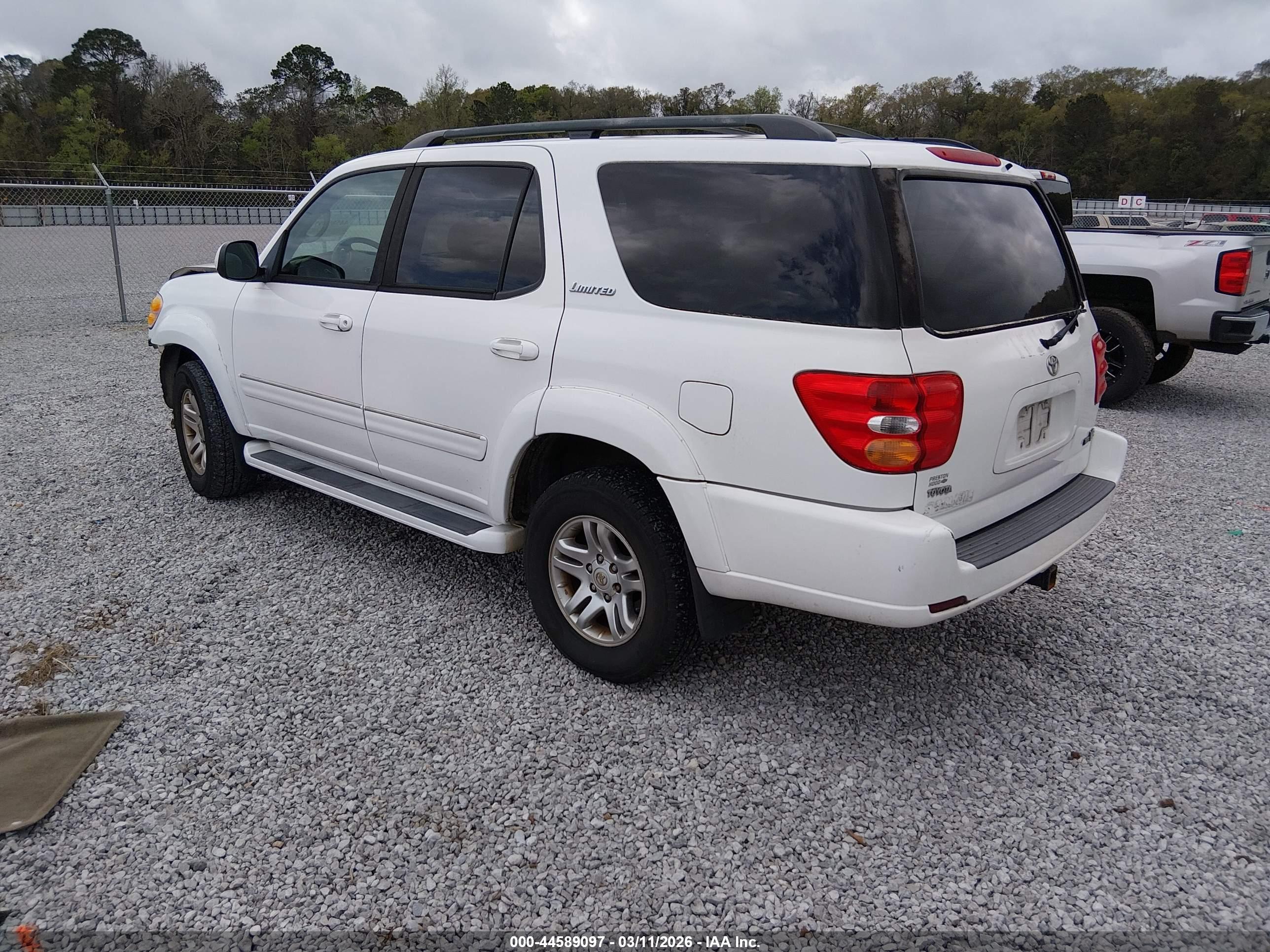 TOYOTA SEQUOIA image 3