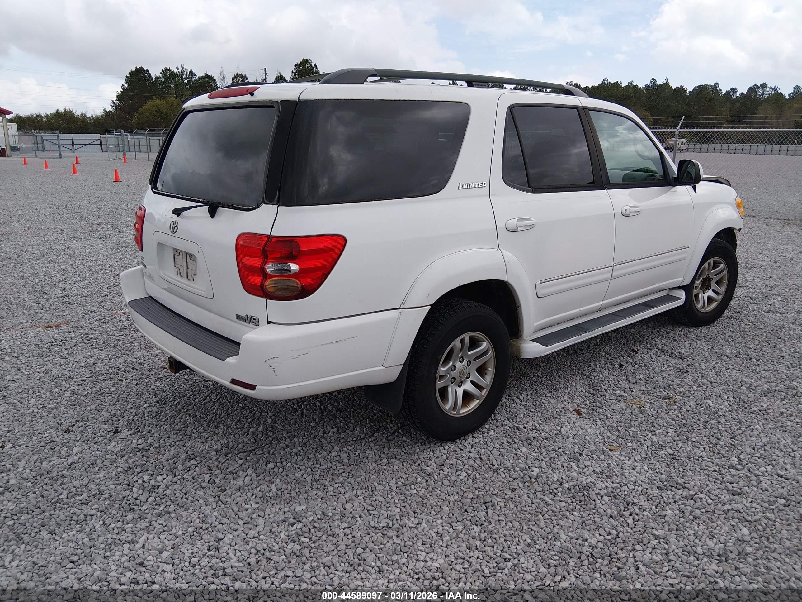 TOYOTA SEQUOIA image 4
