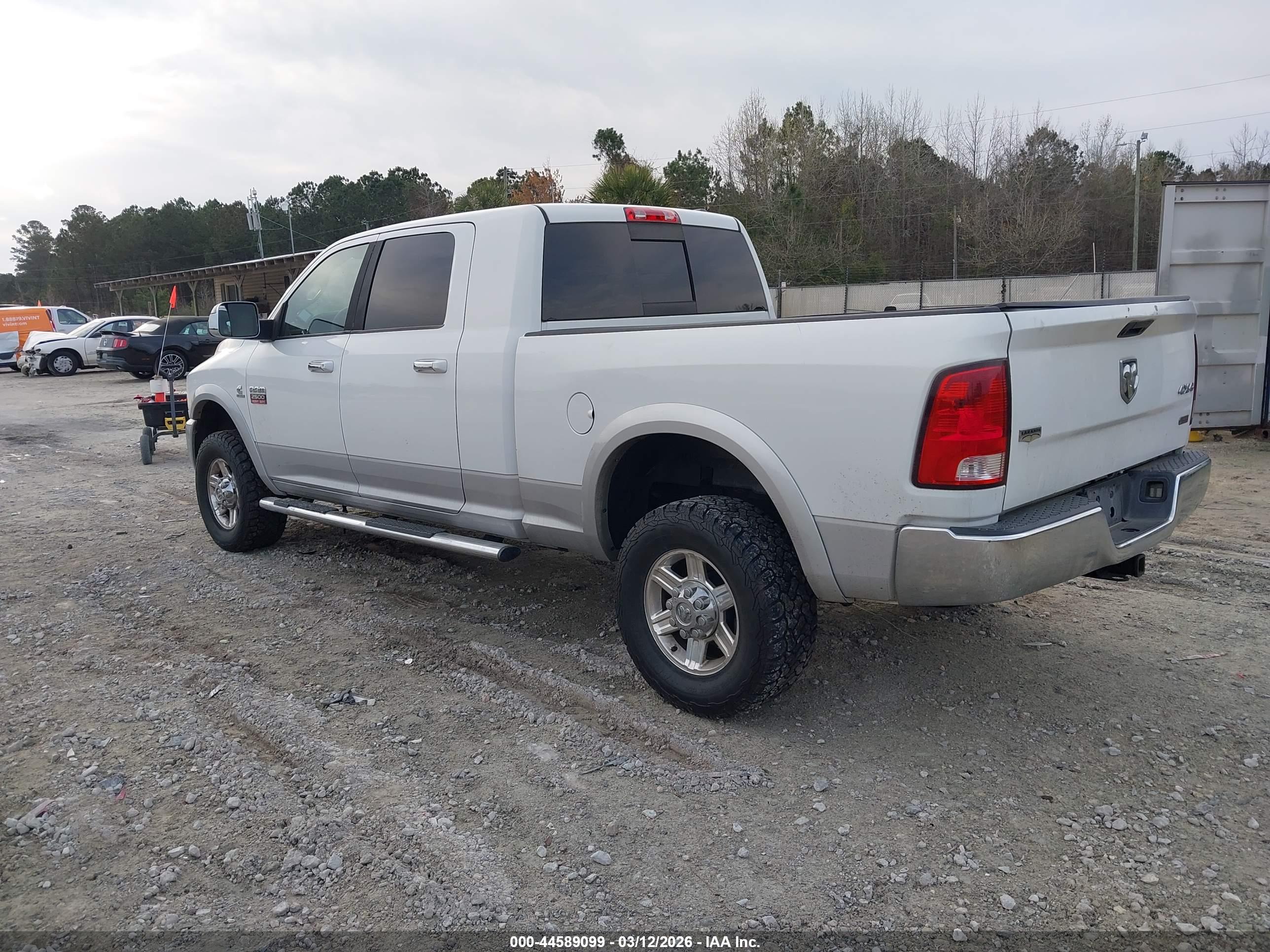 RAM 2500 image 3