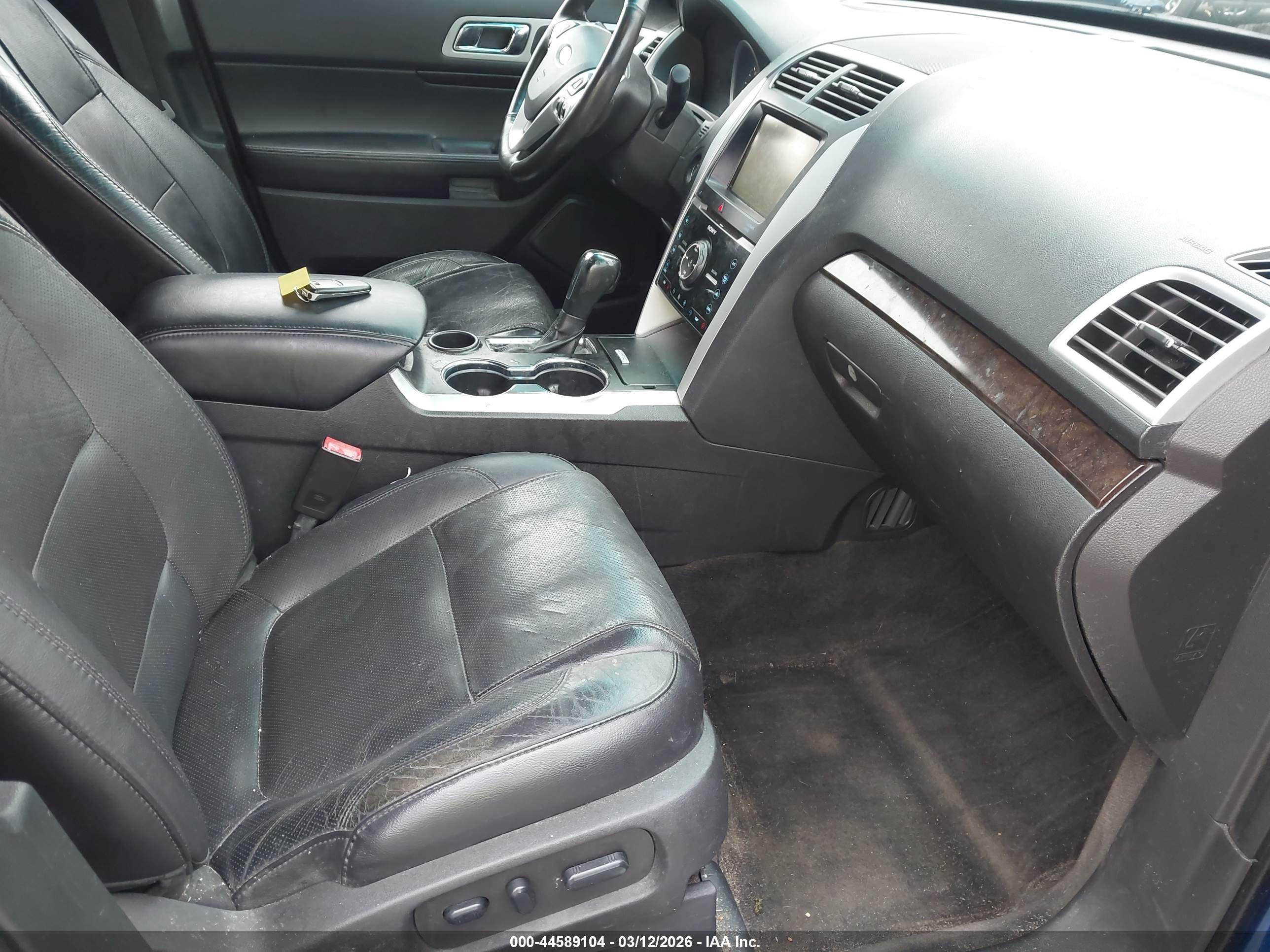 FORD EXPLORER image 5