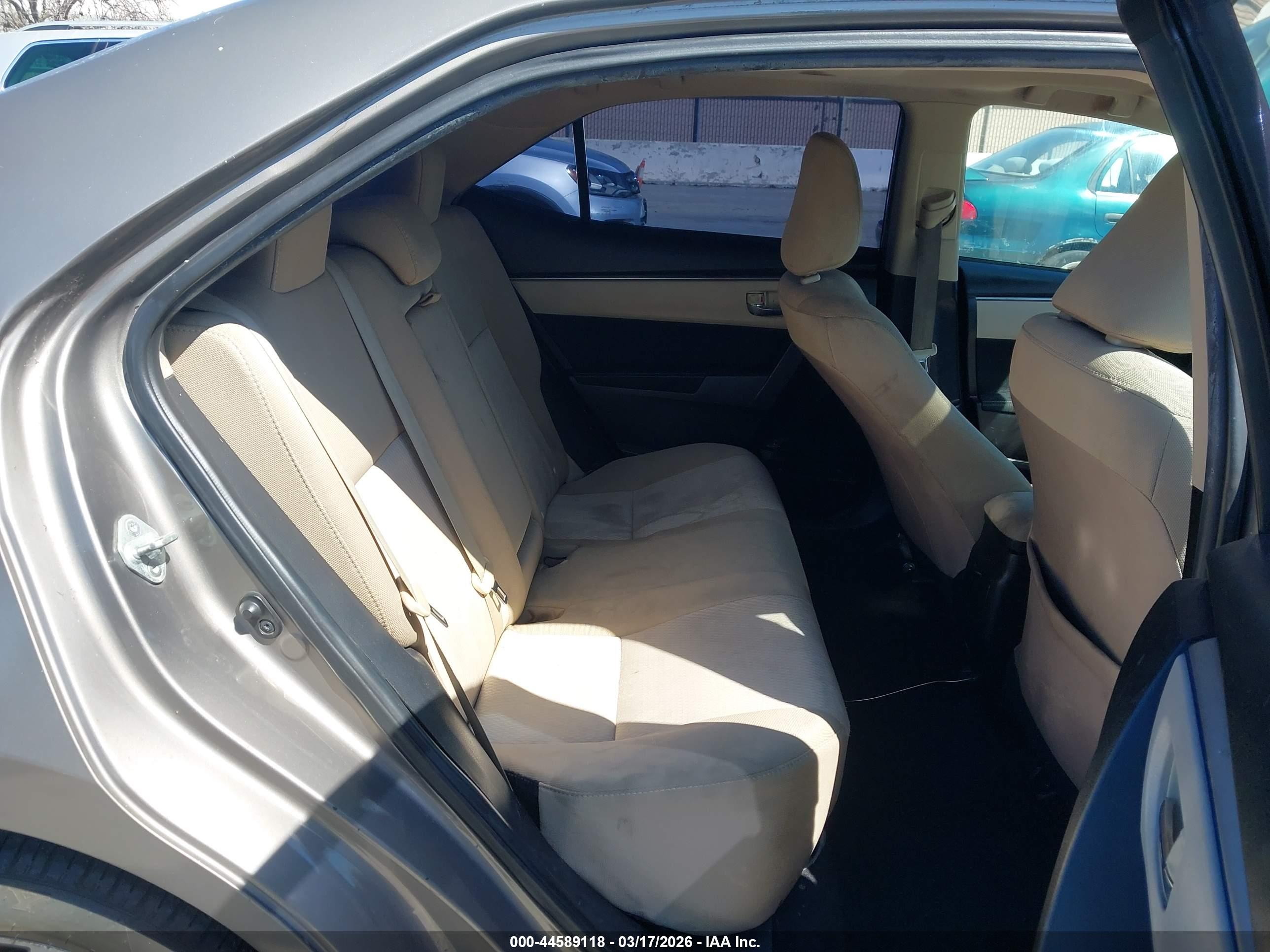 TOYOTA COROLLA image 8