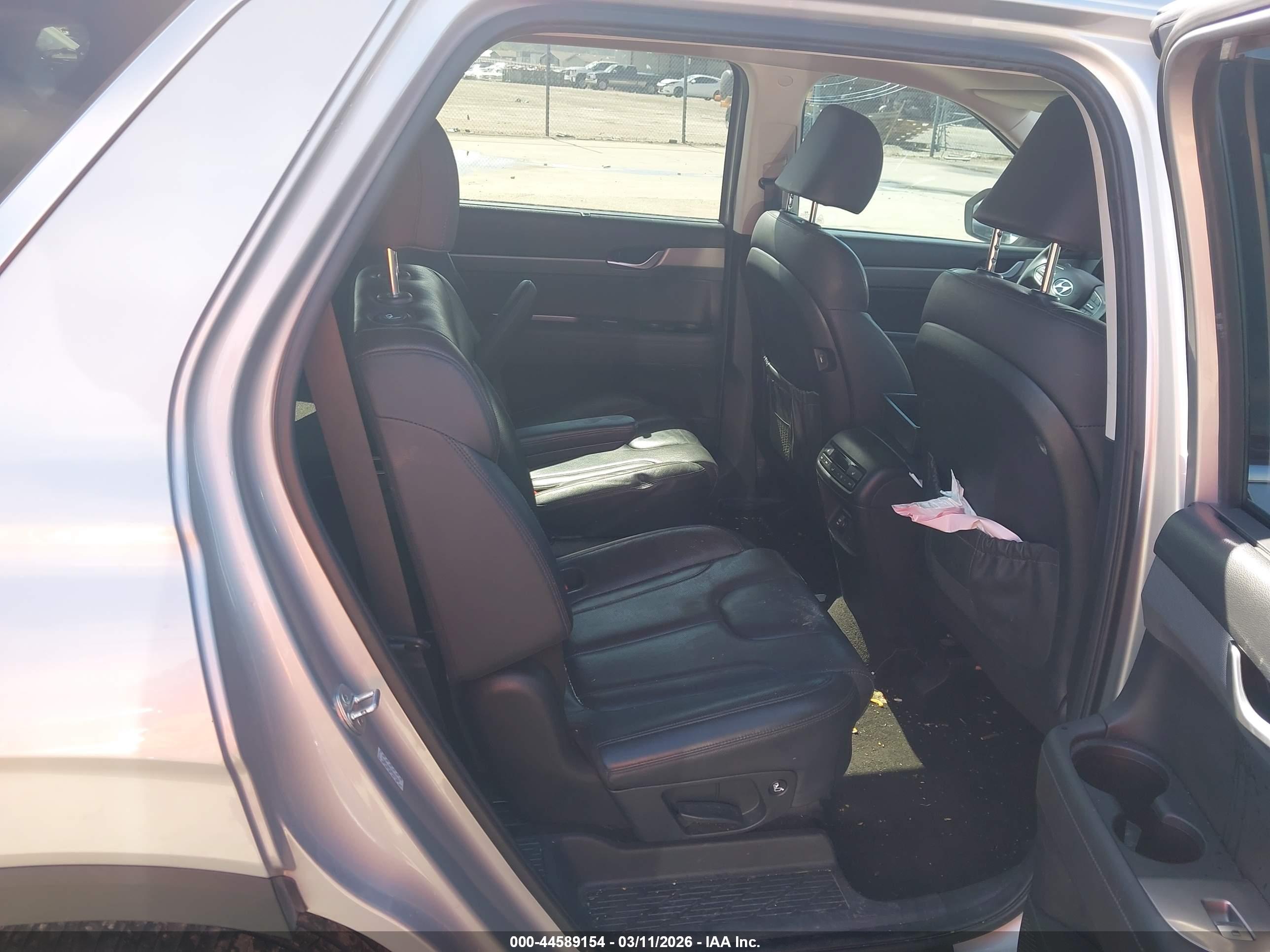 HYUNDAI PALISADE image 8