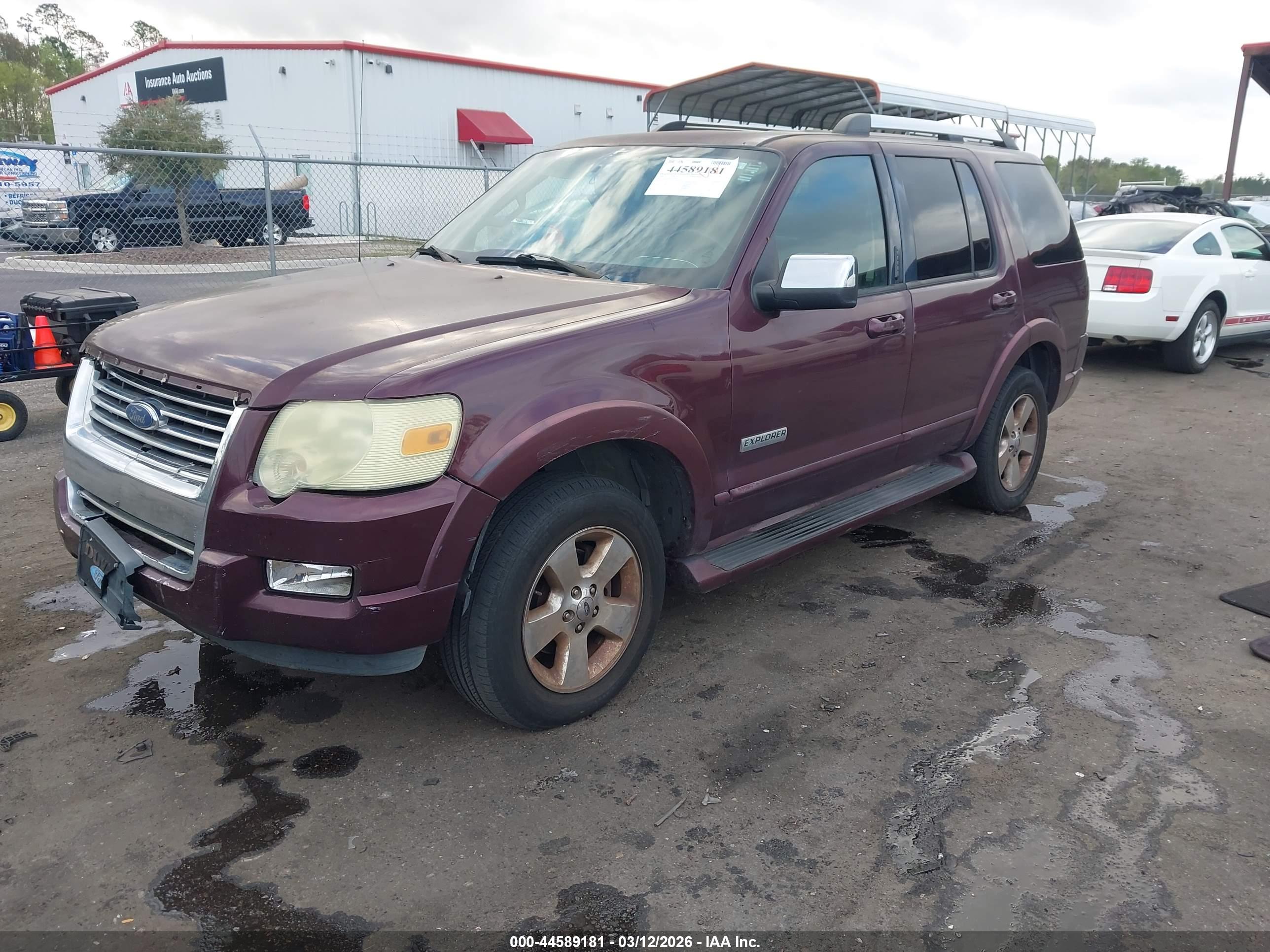 FORD EXPLORER image 2