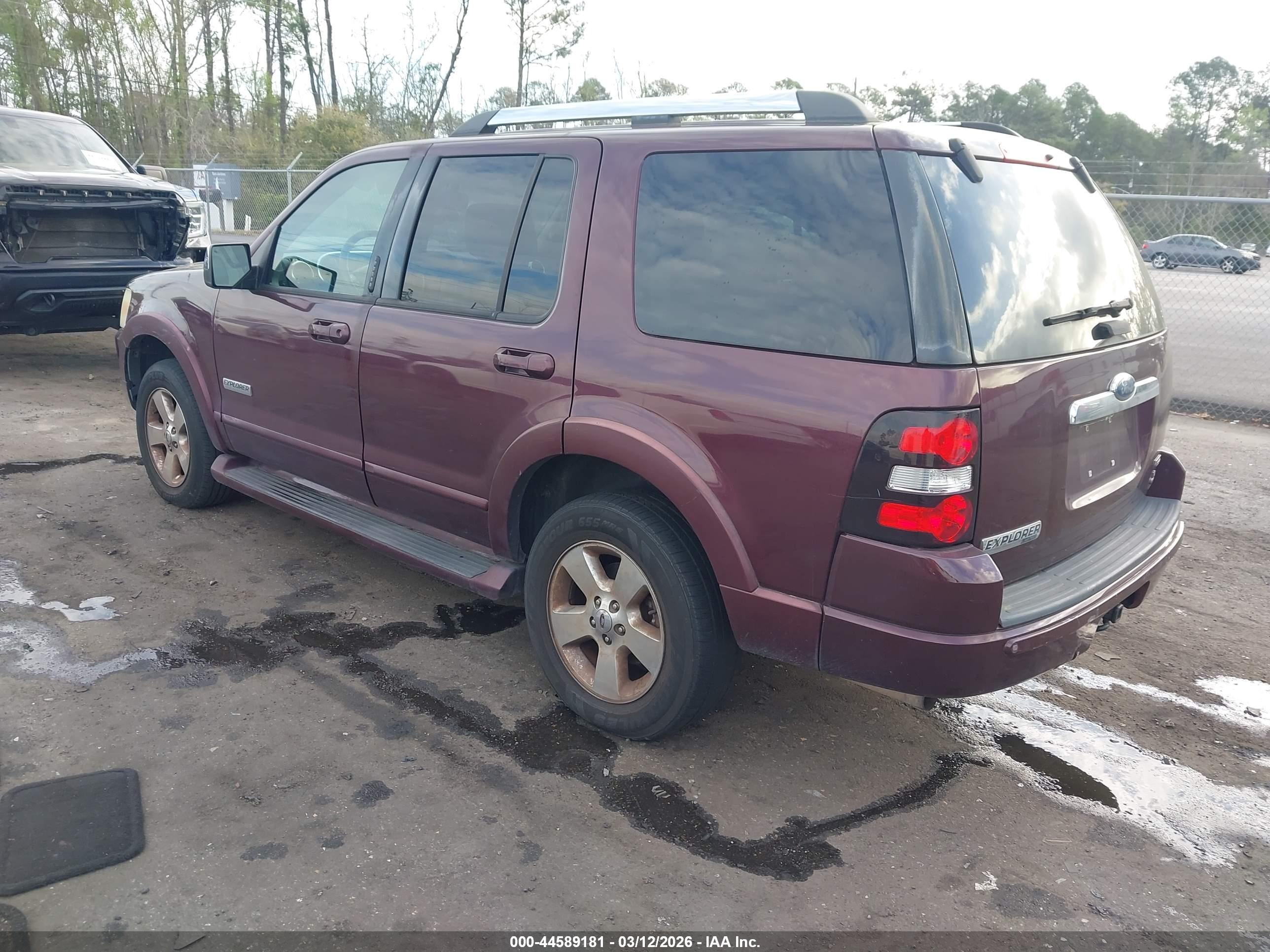 FORD EXPLORER image 3