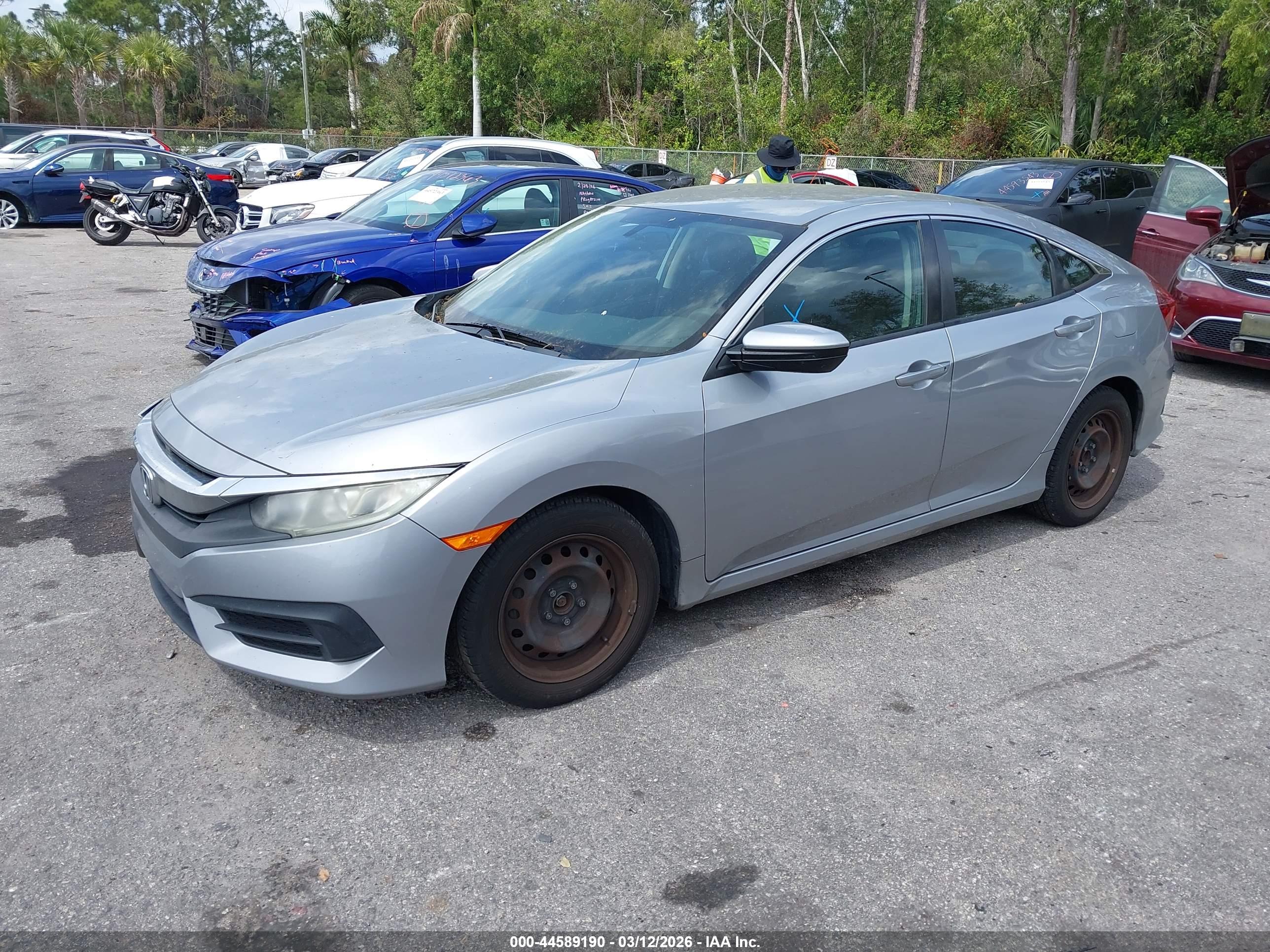 HONDA CIVIC image 2