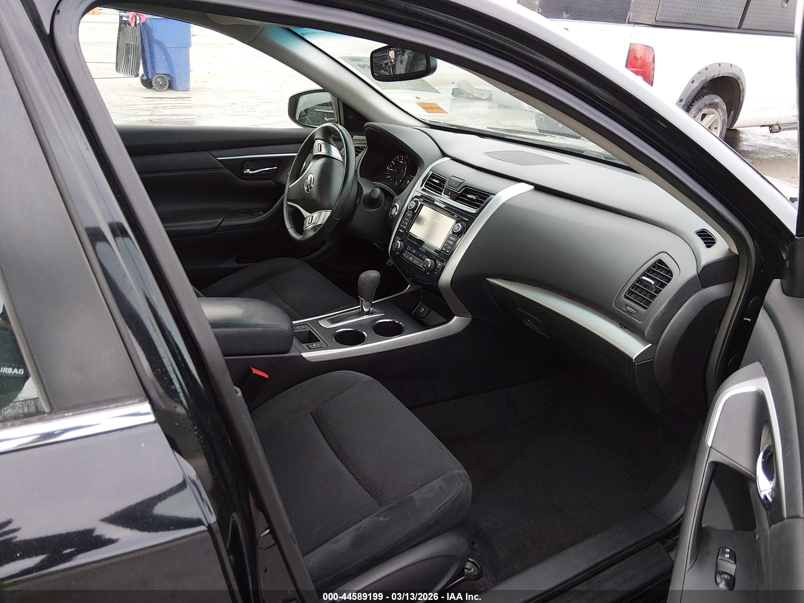 NISSAN ALTIMA image 5