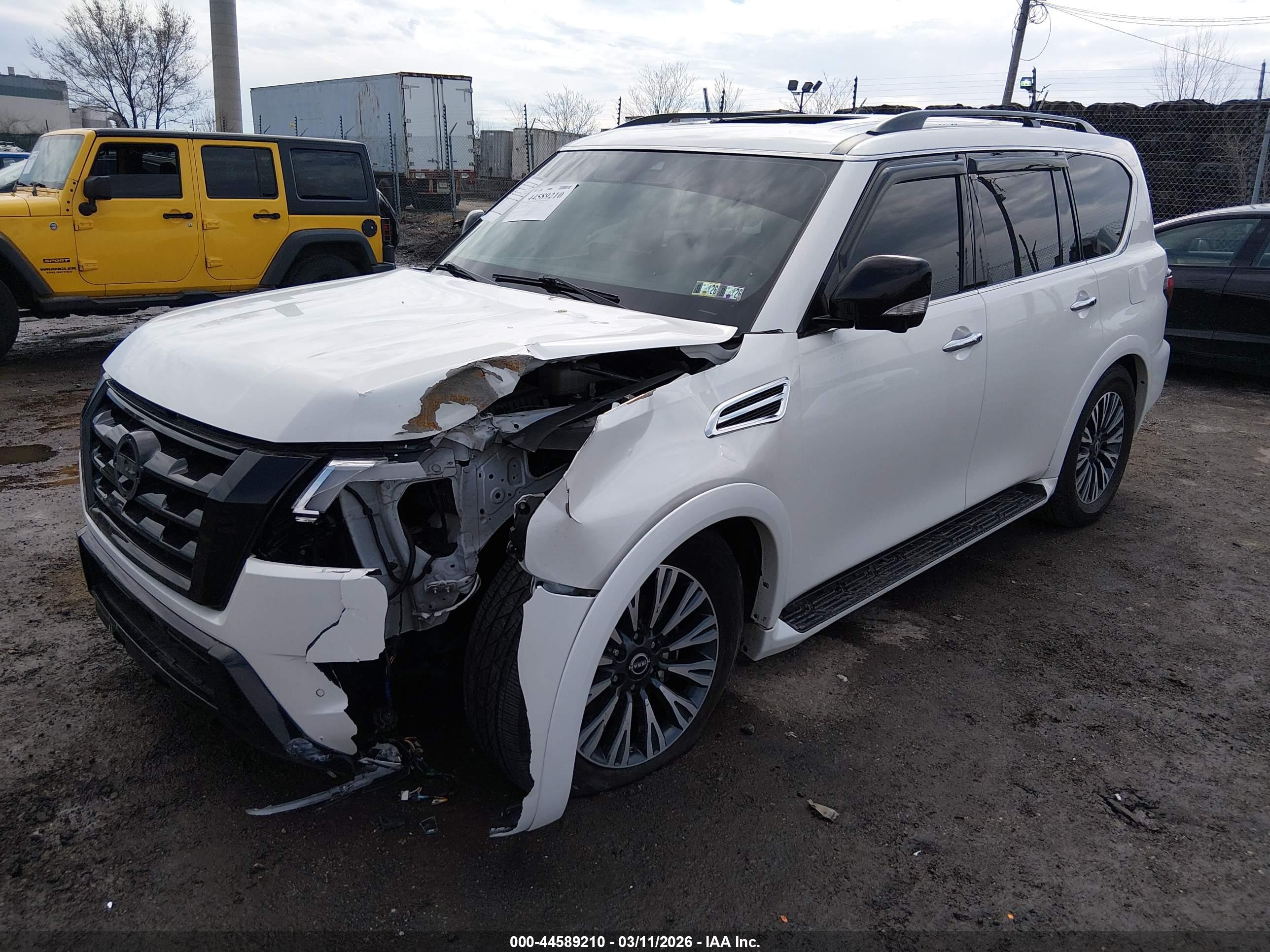 NISSAN ARMADA image 2