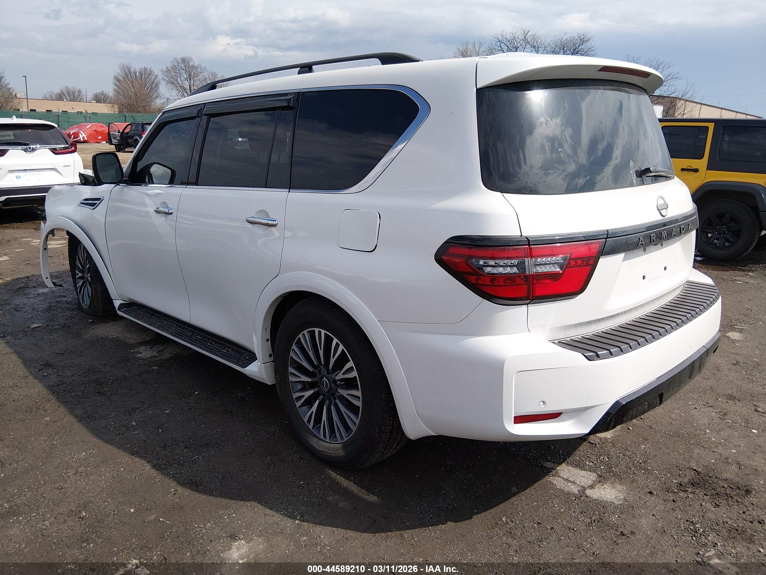 NISSAN ARMADA image 3