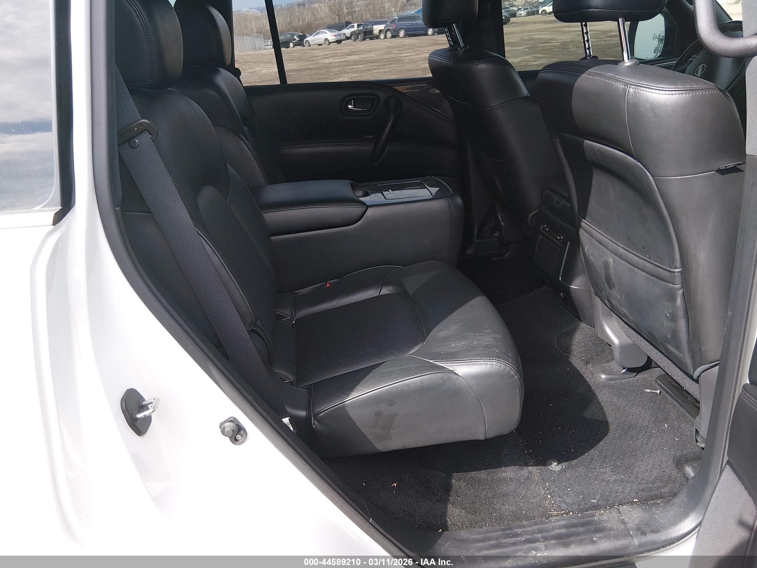 NISSAN ARMADA image 8