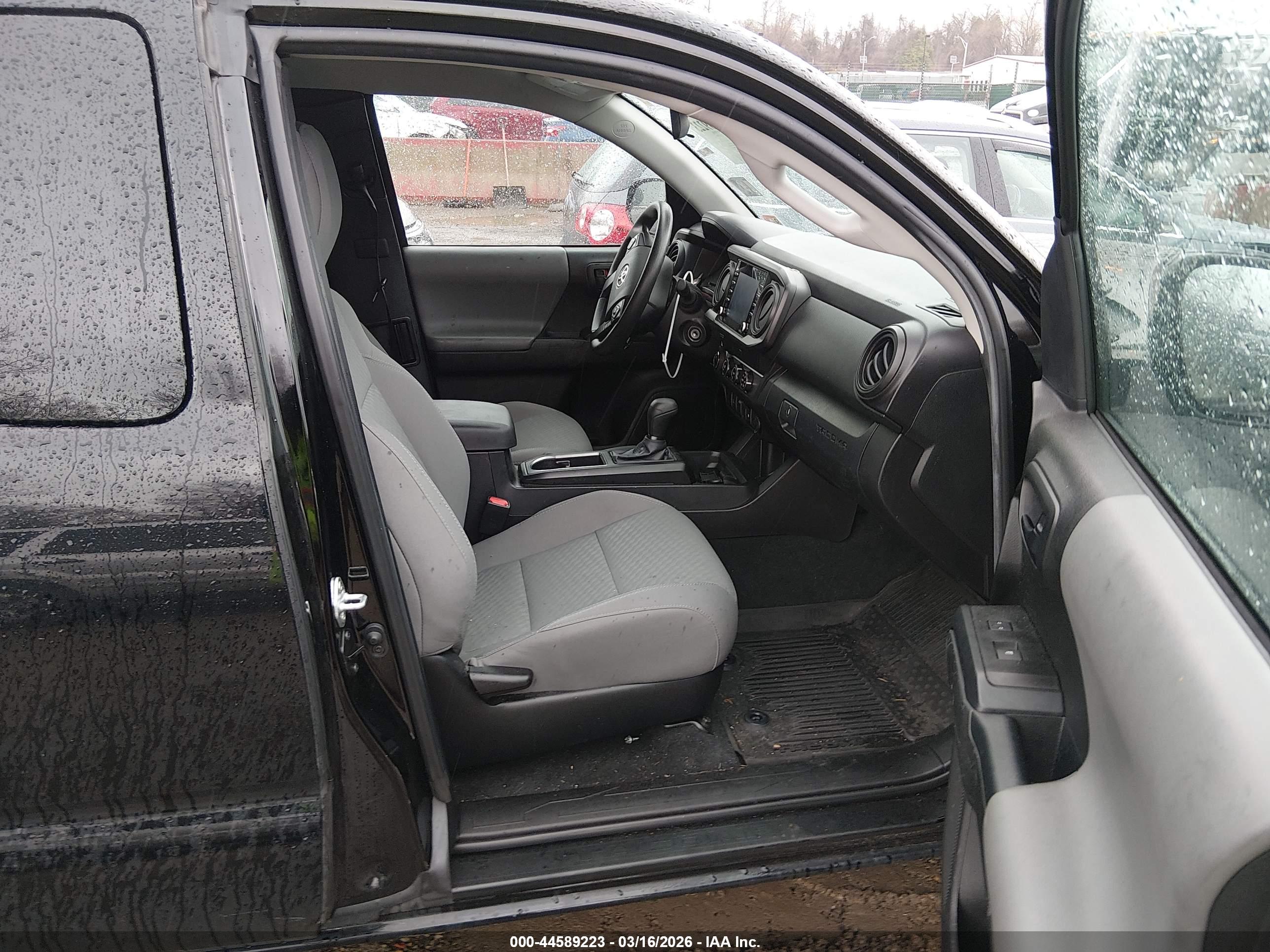 TOYOTA TACOMA image 5