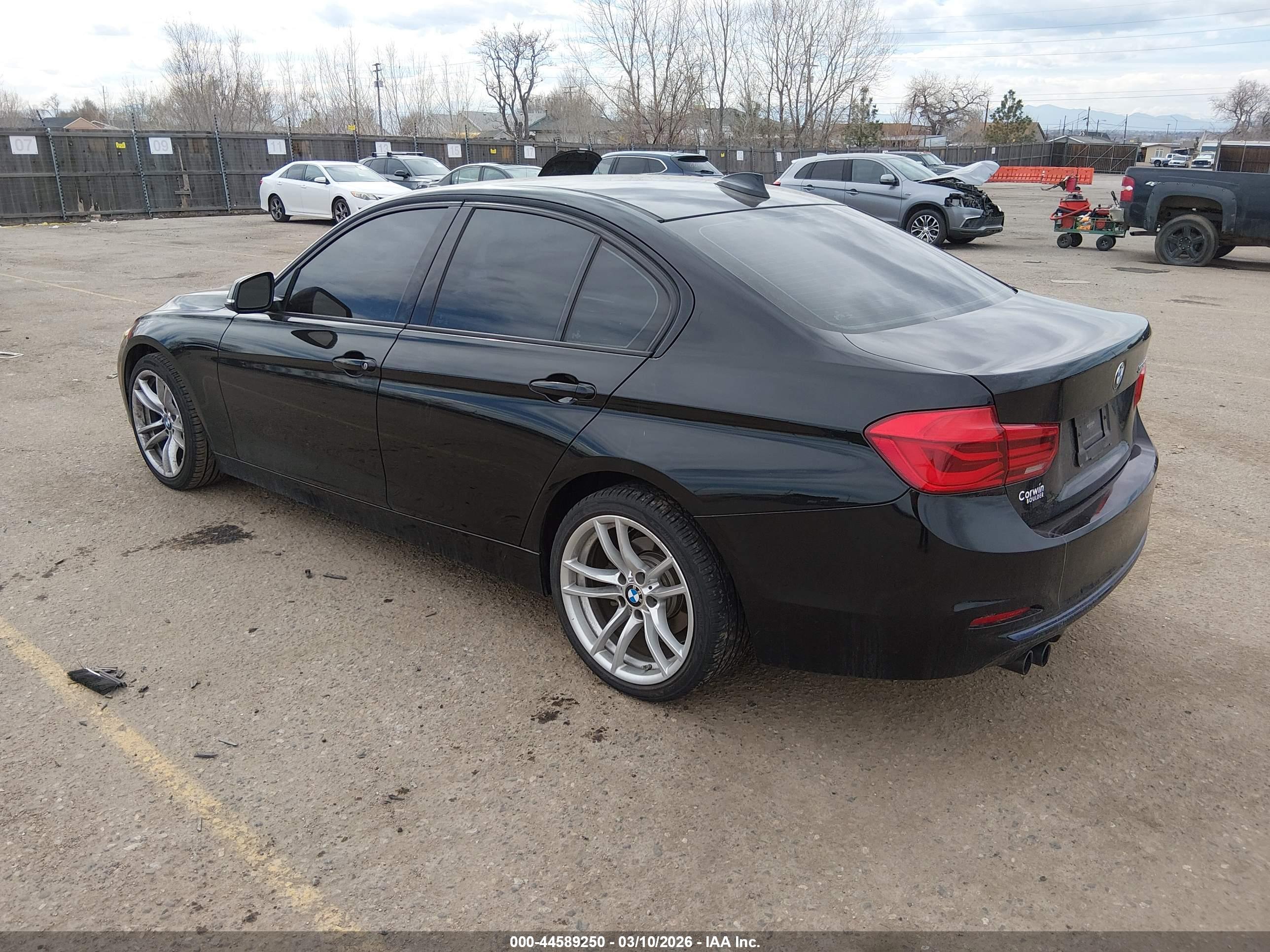 BMW 328I image 3