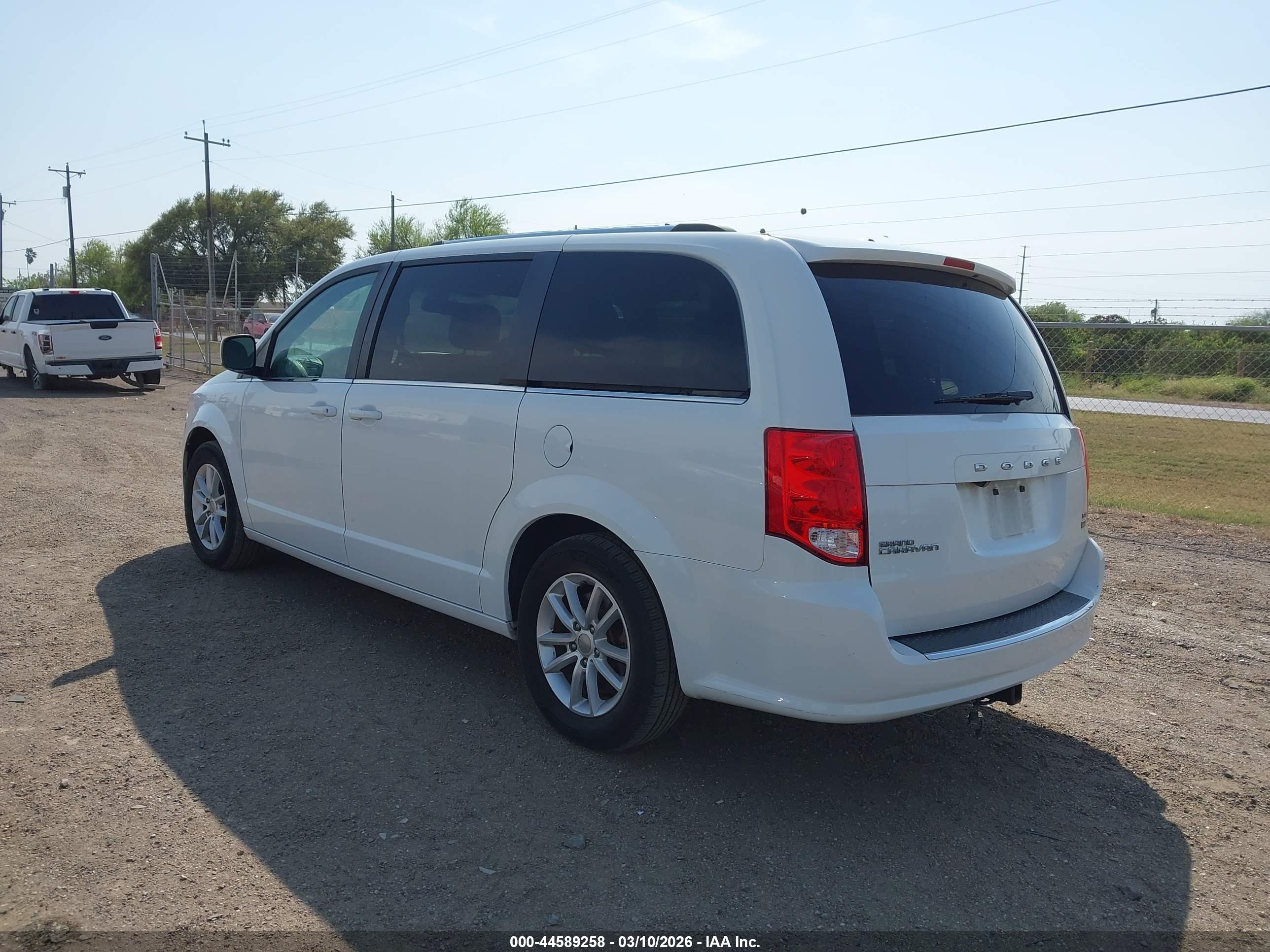 DODGE GRAND image 3