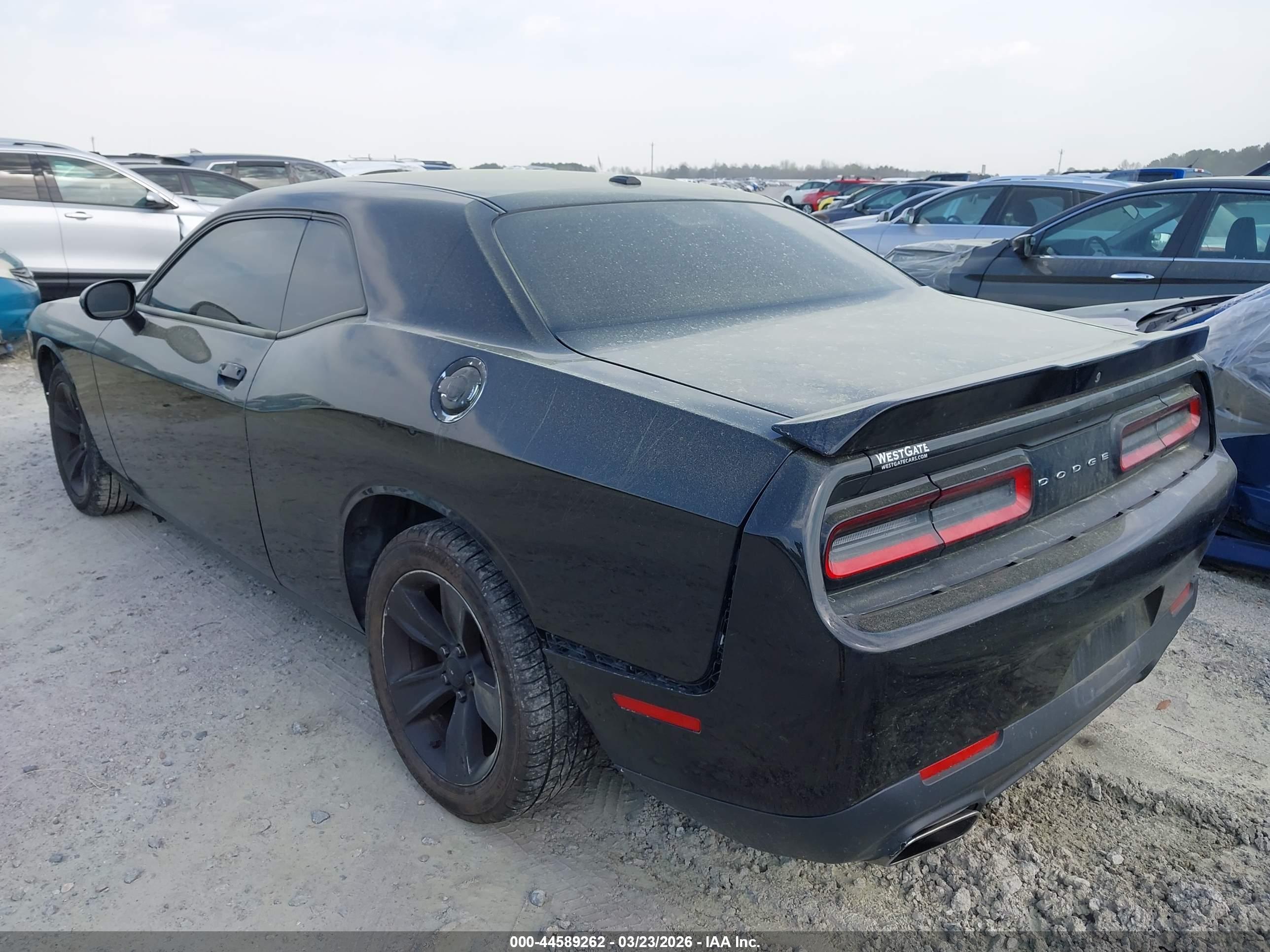 DODGE CHALLENGER image 3