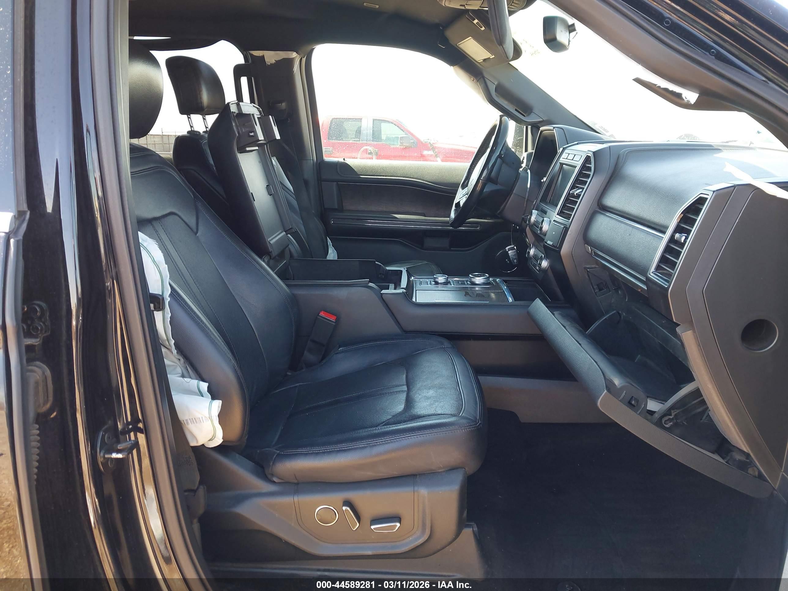 FORD EXPEDITION image 5