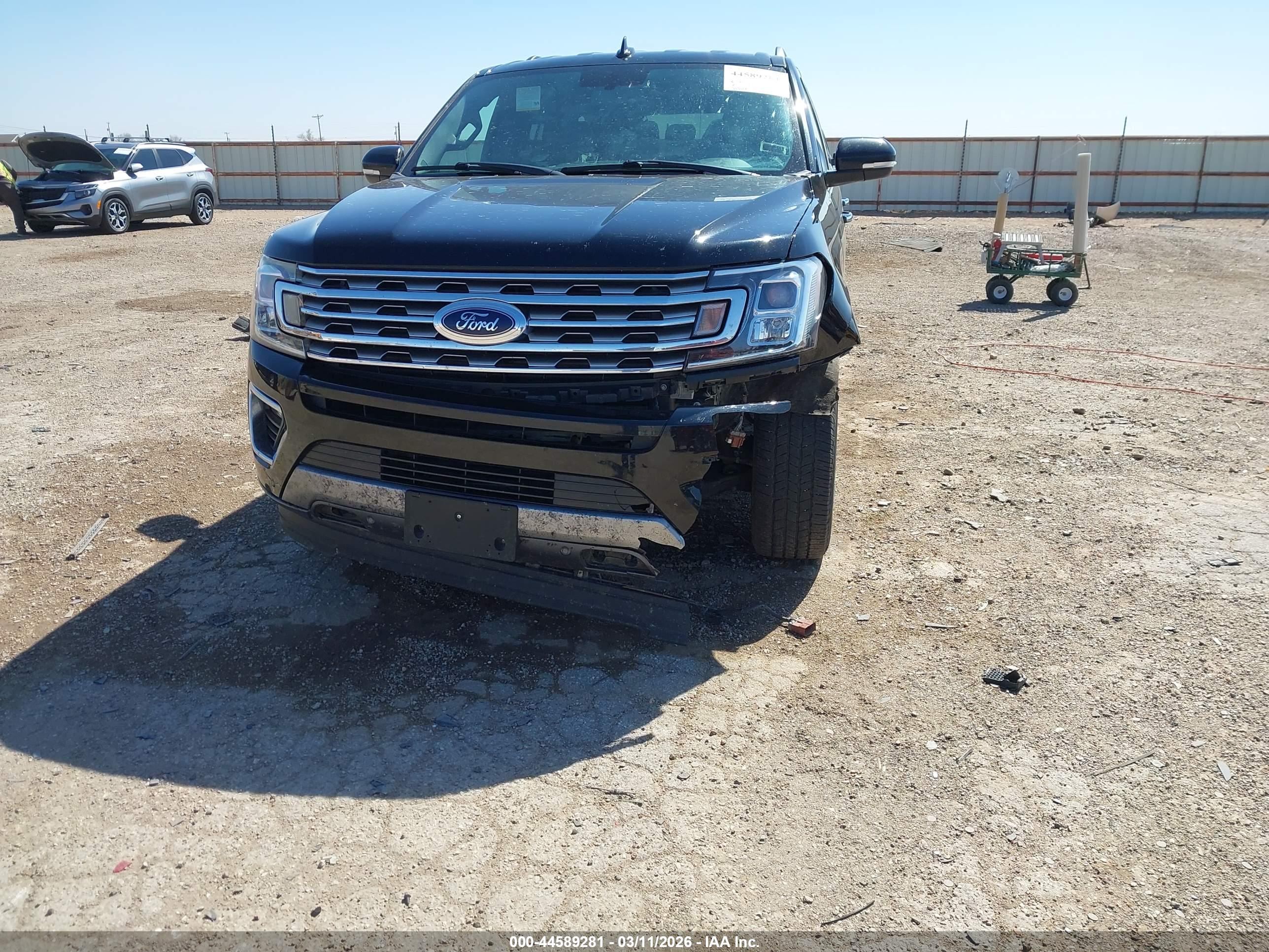 FORD EXPEDITION image 6