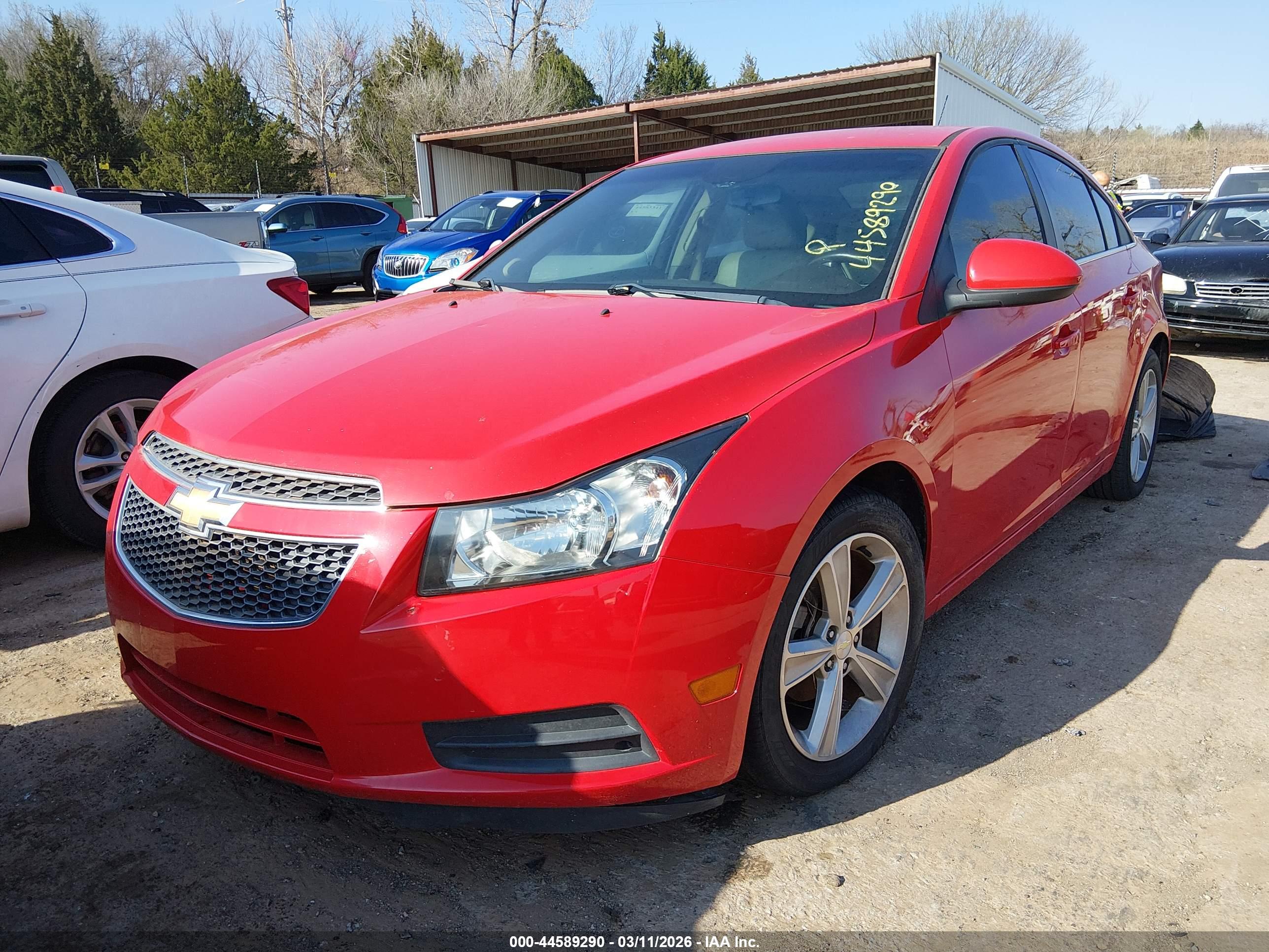 CHEVROLET CRUZE image 2