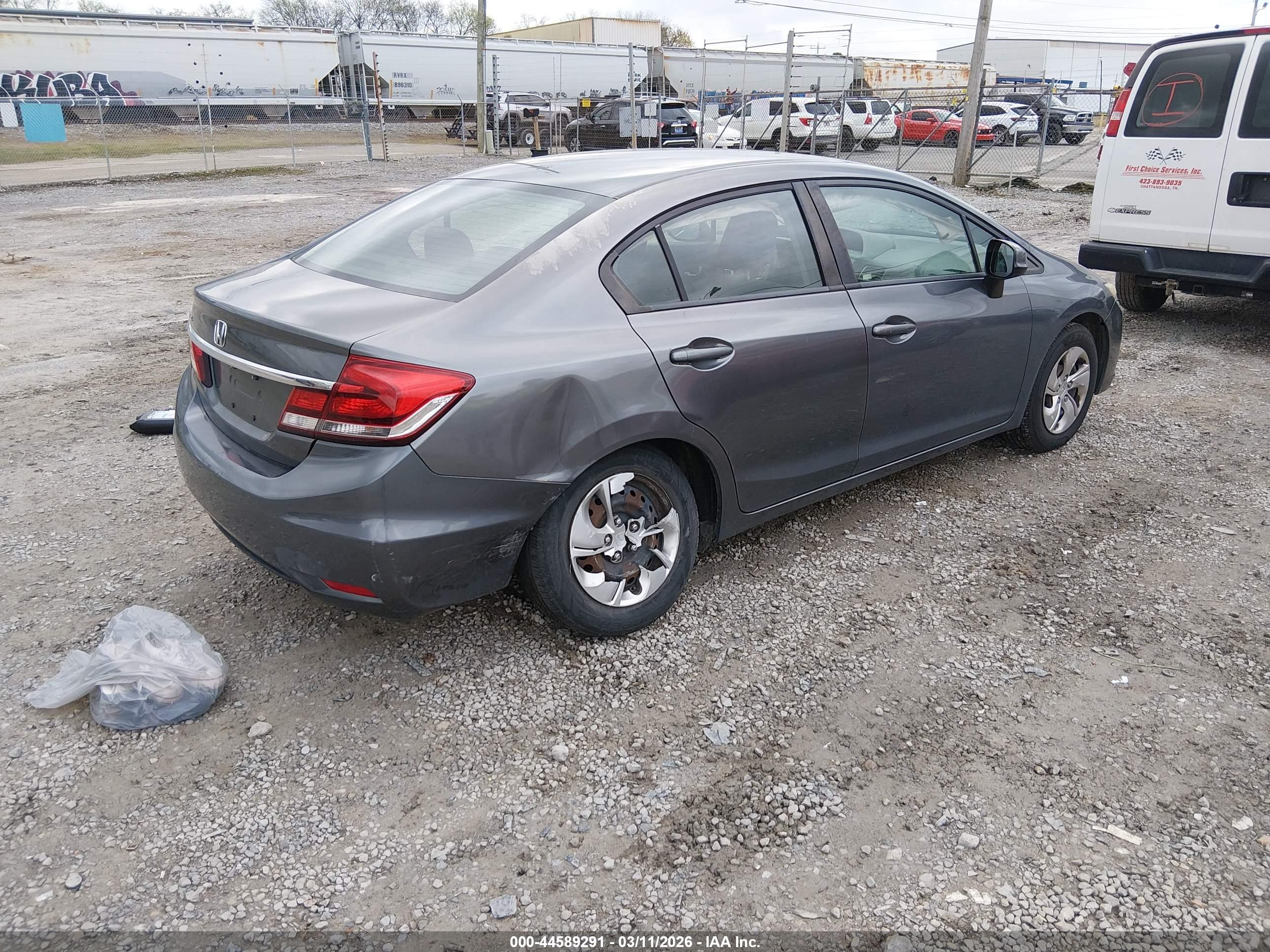 HONDA CIVIC image 4